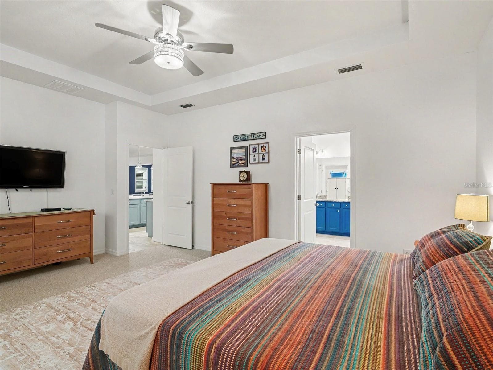 Single Family Residence at 6466 DEVESTA LOOP, PALMETTO, photo 13 of 29