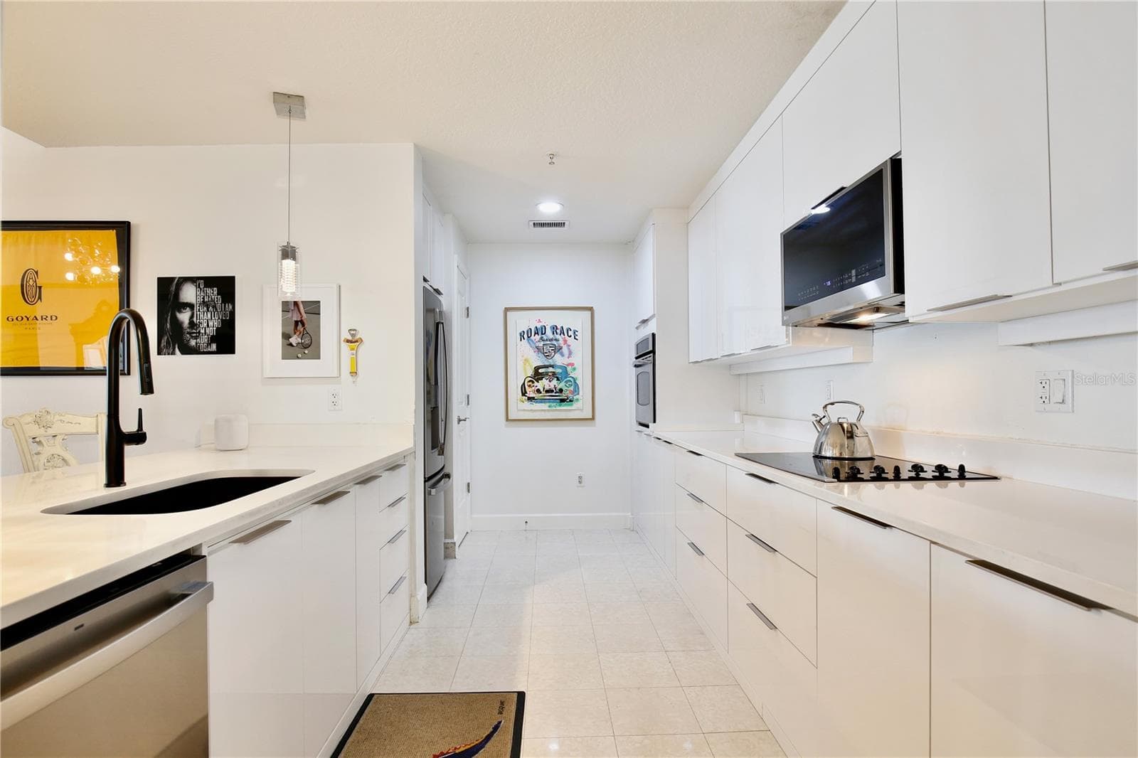 Condominium at 100 S EOLA DR #1413, ORLANDO, photo 11 of 57