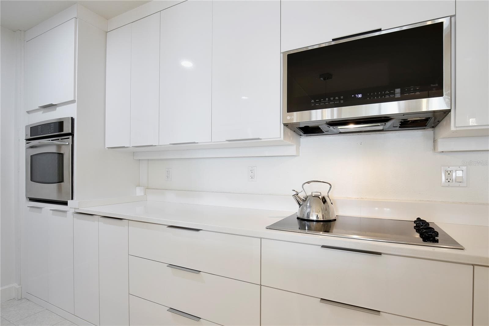 Condominium at 100 S EOLA DR #1413, ORLANDO, photo 16 of 57