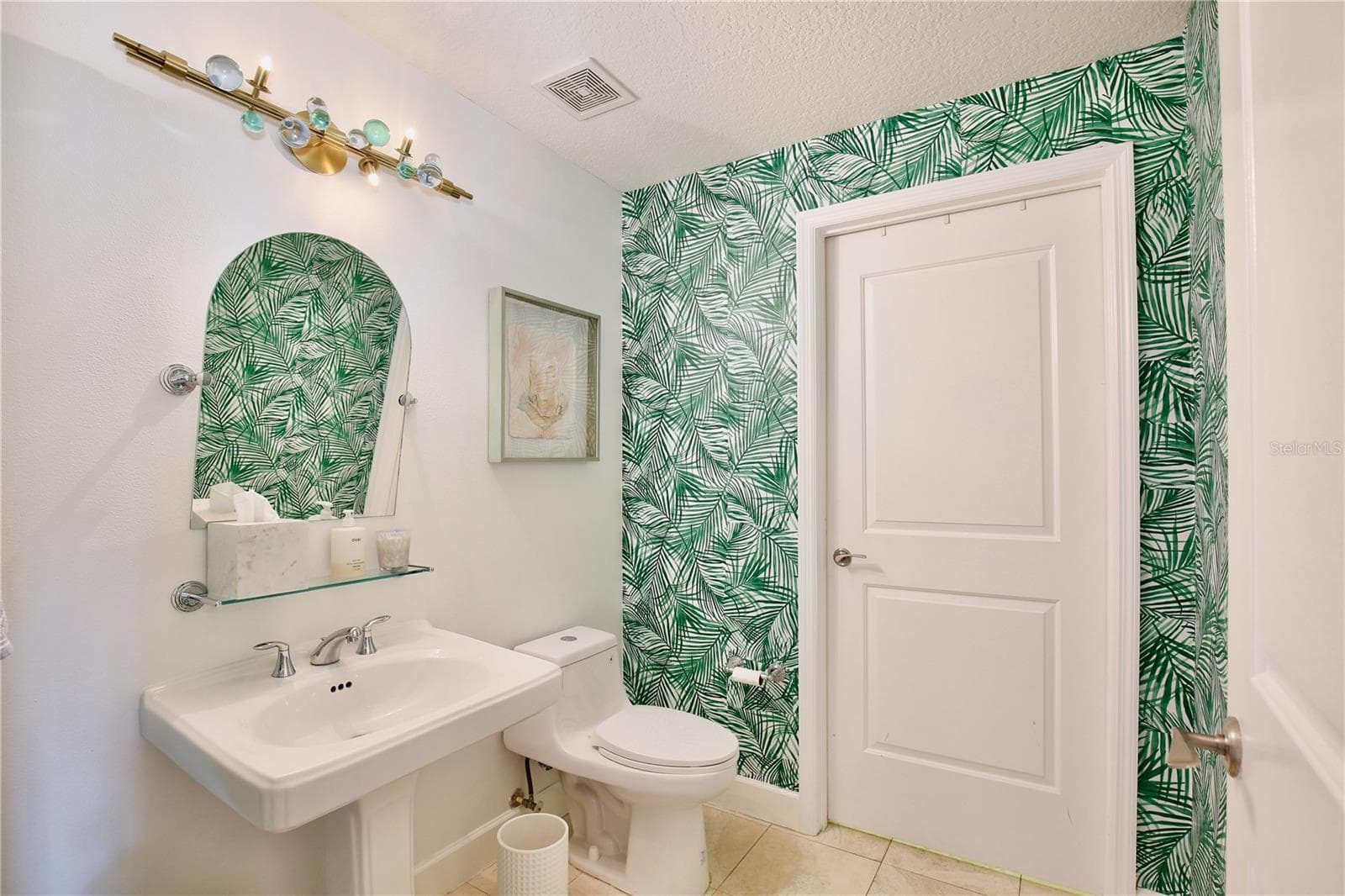 Half Bath - 100 S EOLA DR #1413, ORLANDO