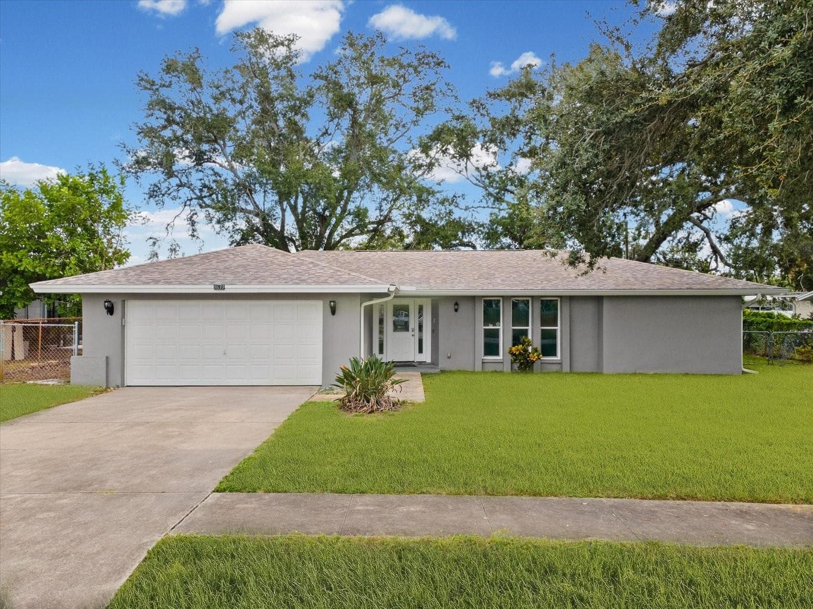 9633 PORTSIDE DR