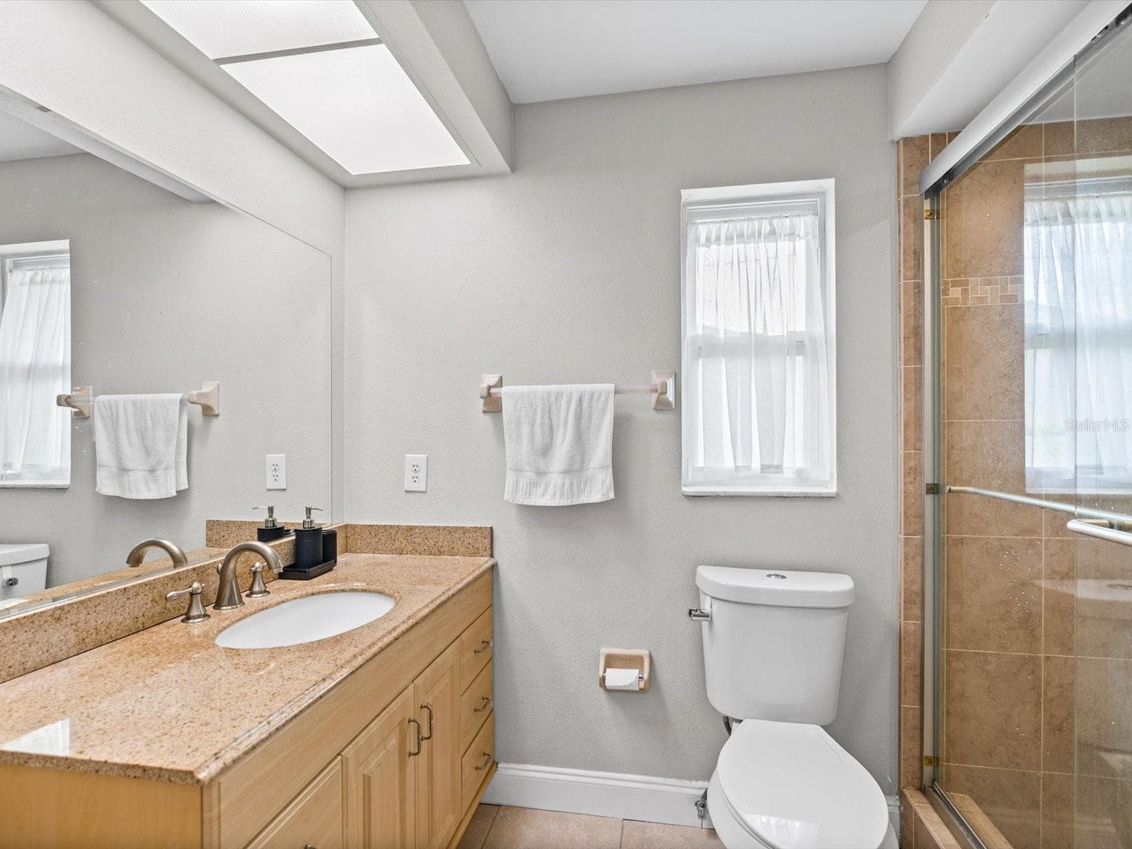 Single Family Residence at 9633 PORTSIDE DR, SEMINOLE, photo 11 of 38