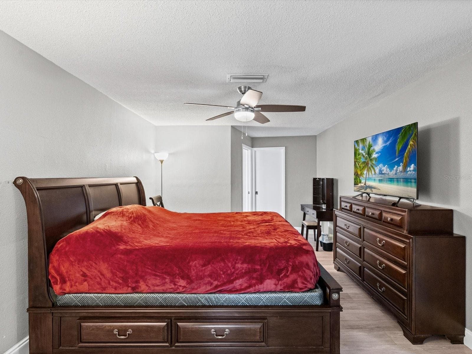 Single Family Residence at 9633 PORTSIDE DR, SEMINOLE, photo 12 of 38