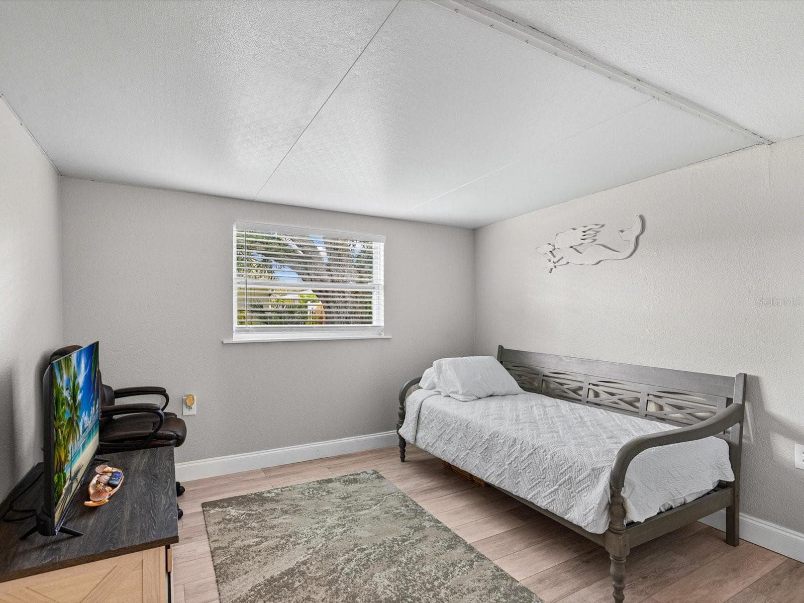 Single Family Residence at 9633 PORTSIDE DR, SEMINOLE, photo 15 of 38