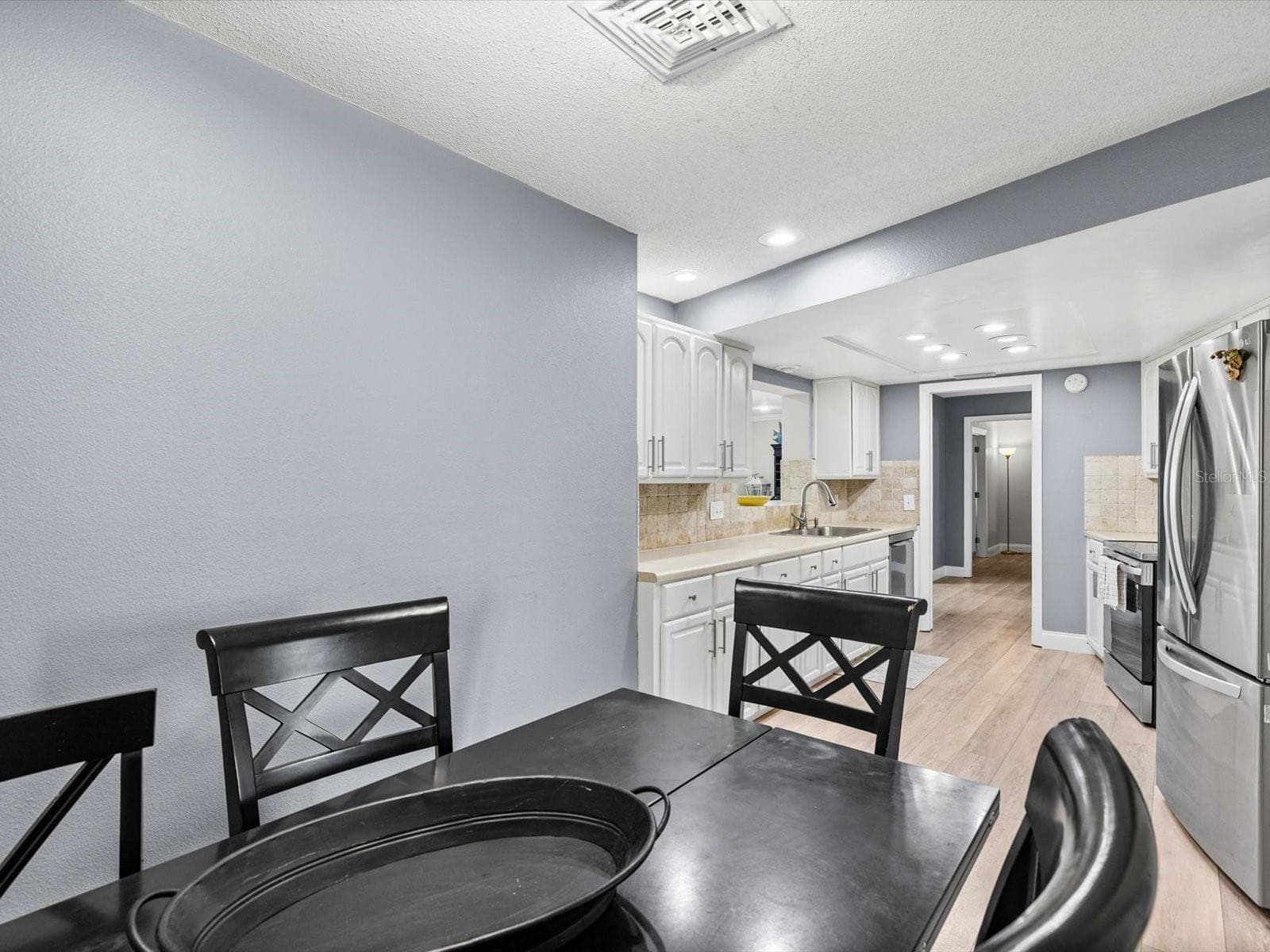 Single Family Residence at 9633 PORTSIDE DR, SEMINOLE, photo 19 of 38