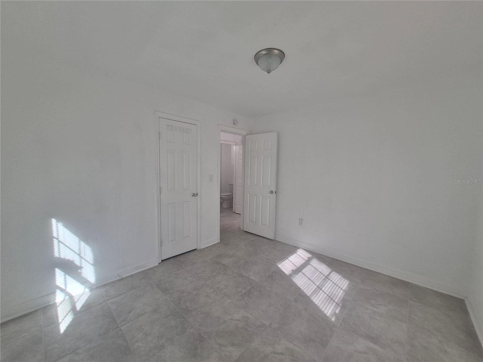 Single Family Residence at 2106 NE 11TH AVE, OCALA, photo 10 of 11