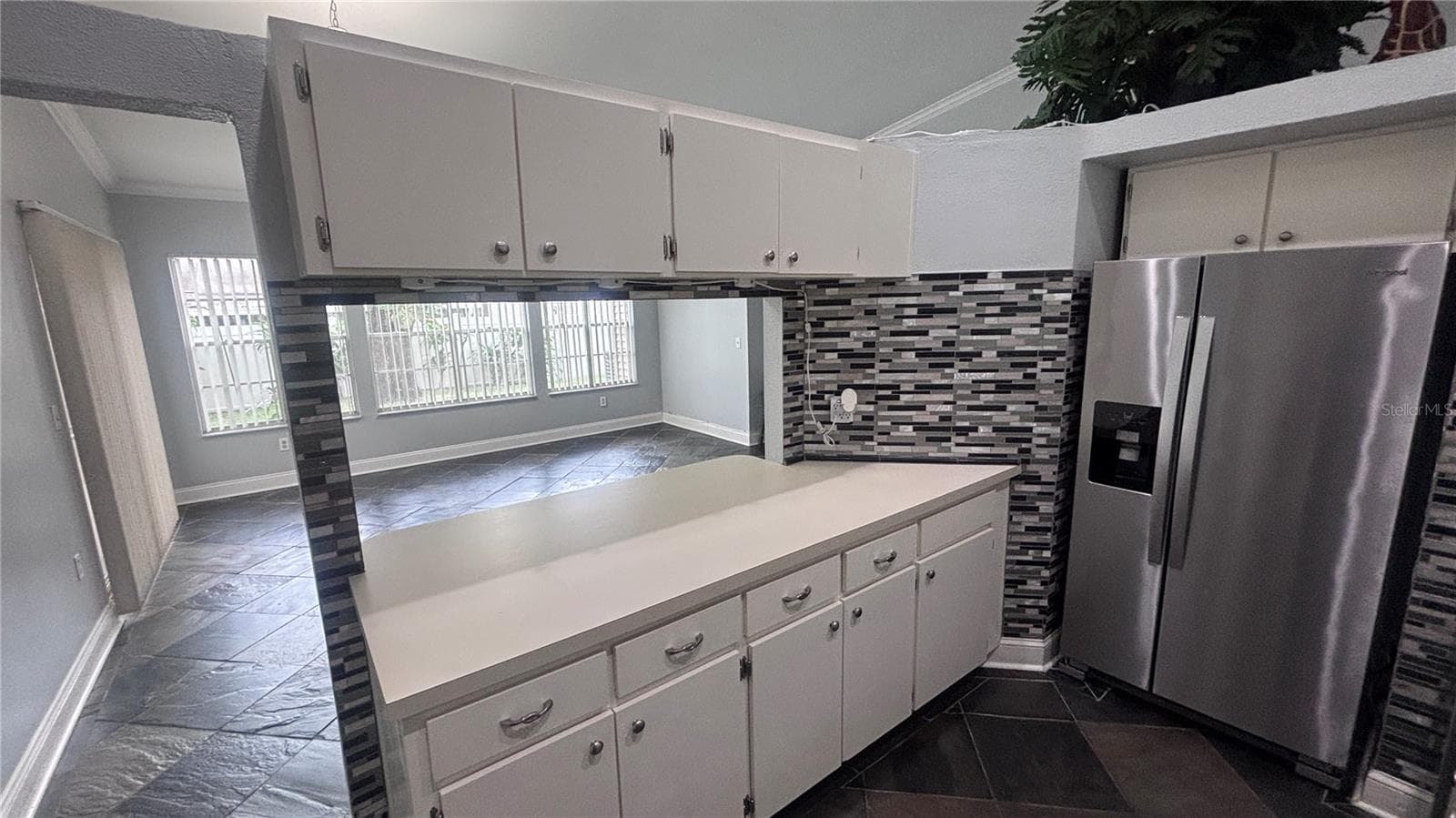Single Family Residence at 7608 GLADES CT, TAMPA, photo 11 of 22