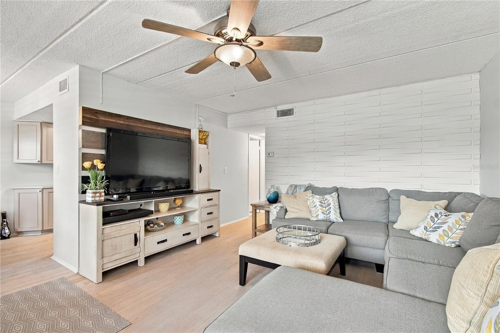 Condominium at 11620 PARK BLVD #203, SEMINOLE, photo 4 of 34