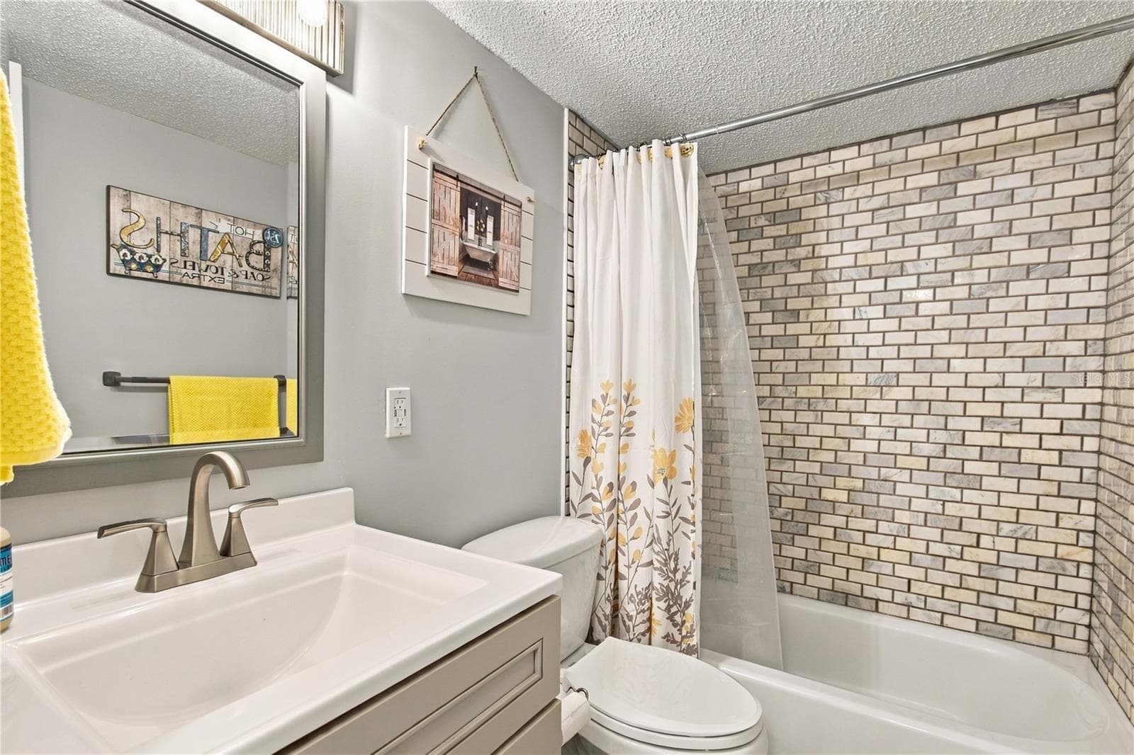 Condominium at 11620 PARK BLVD #203, SEMINOLE, photo 15 of 34