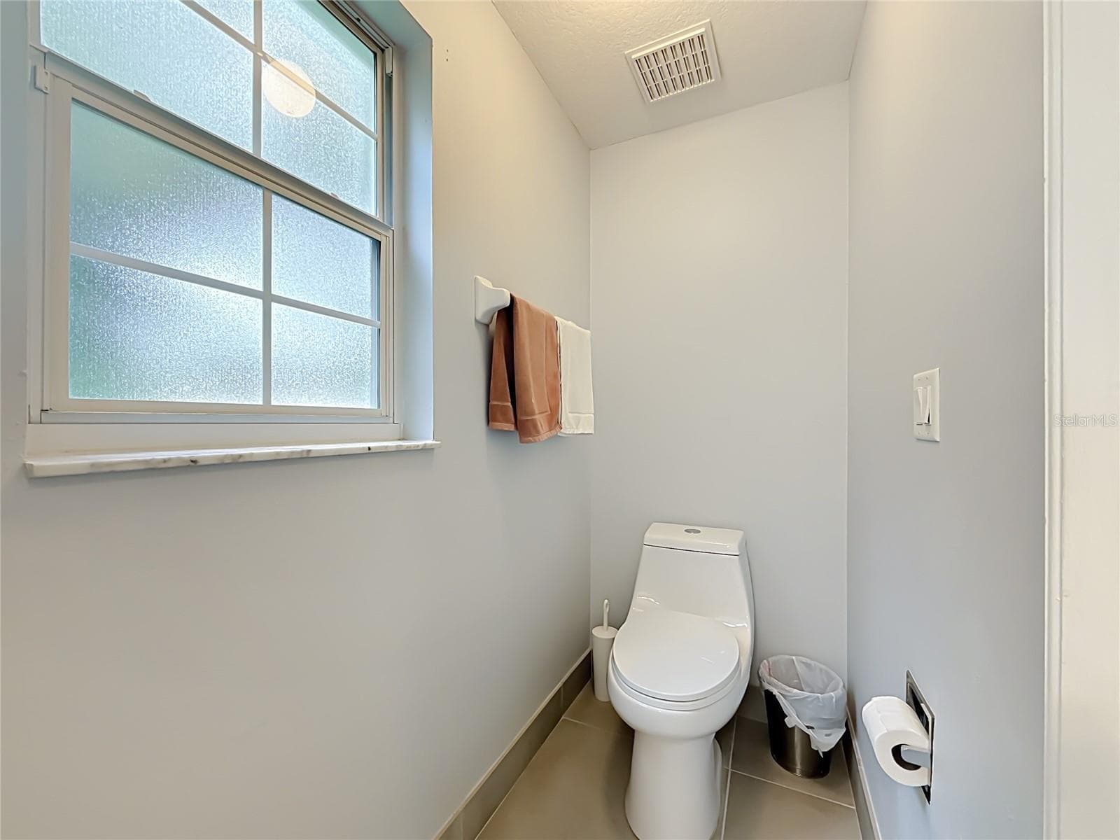 Private Water Closet - 10851 SW 53RD CIR, OCALA
