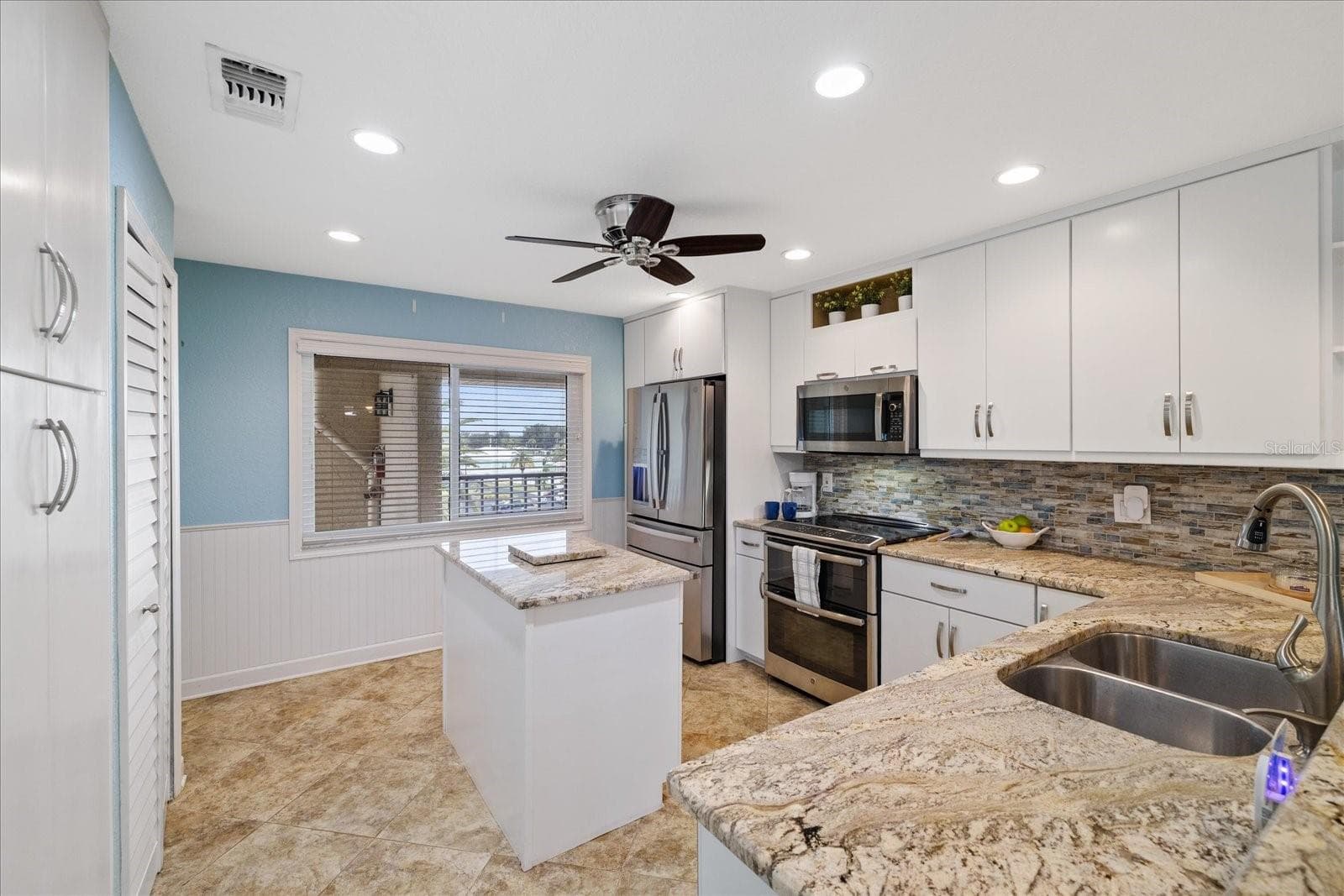 Condominium at 8150 BRENT ST #748, PORT RICHEY, photo 11 of 64