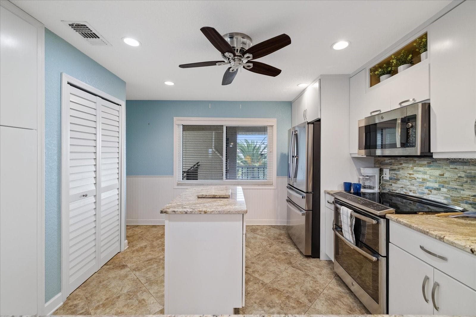 Condominium at 8150 BRENT ST #748, PORT RICHEY, photo 12 of 64