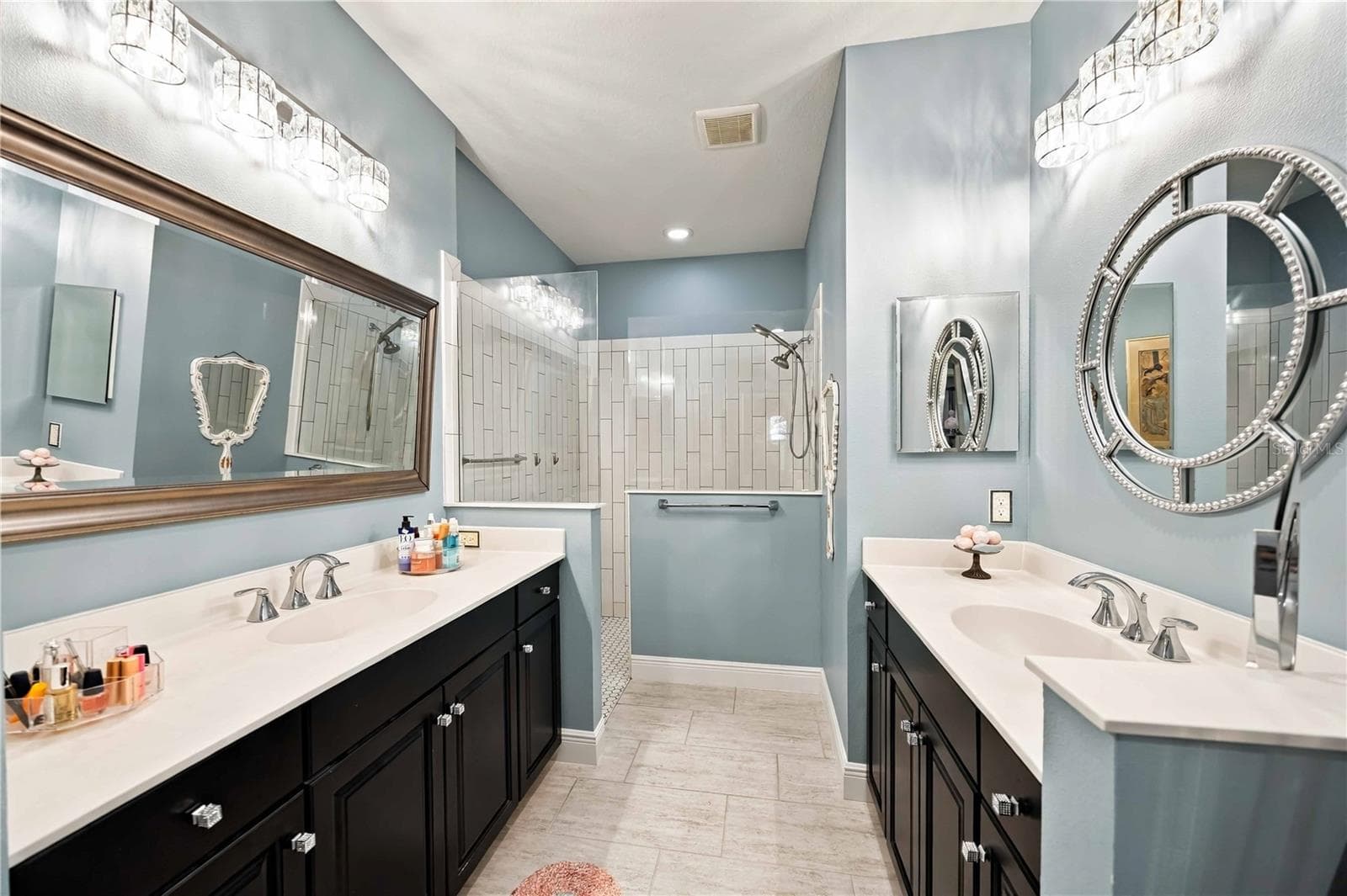 Villa at 11237 MCDERMOTT CT, ENGLEWOOD, photo 13 of 26