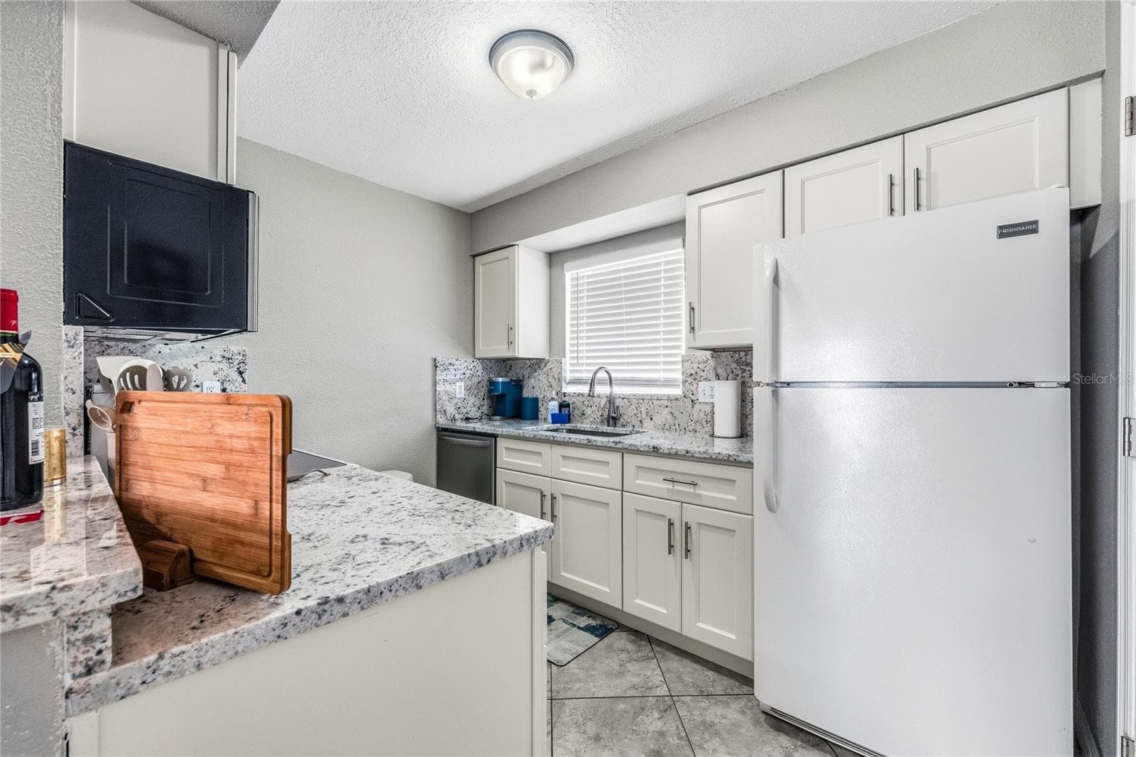 Condominium at 2744 HIDDEN LAKE BLVD #C, SARASOTA, photo 10 of 29
