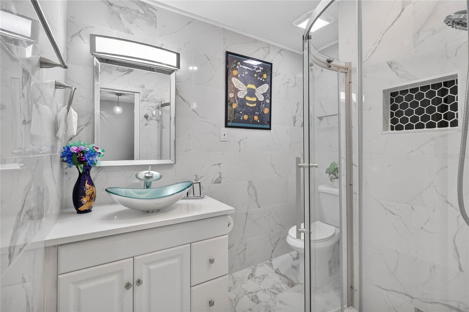 Primary bathroom - 1075 8TH ST NW, WINTER HAVEN