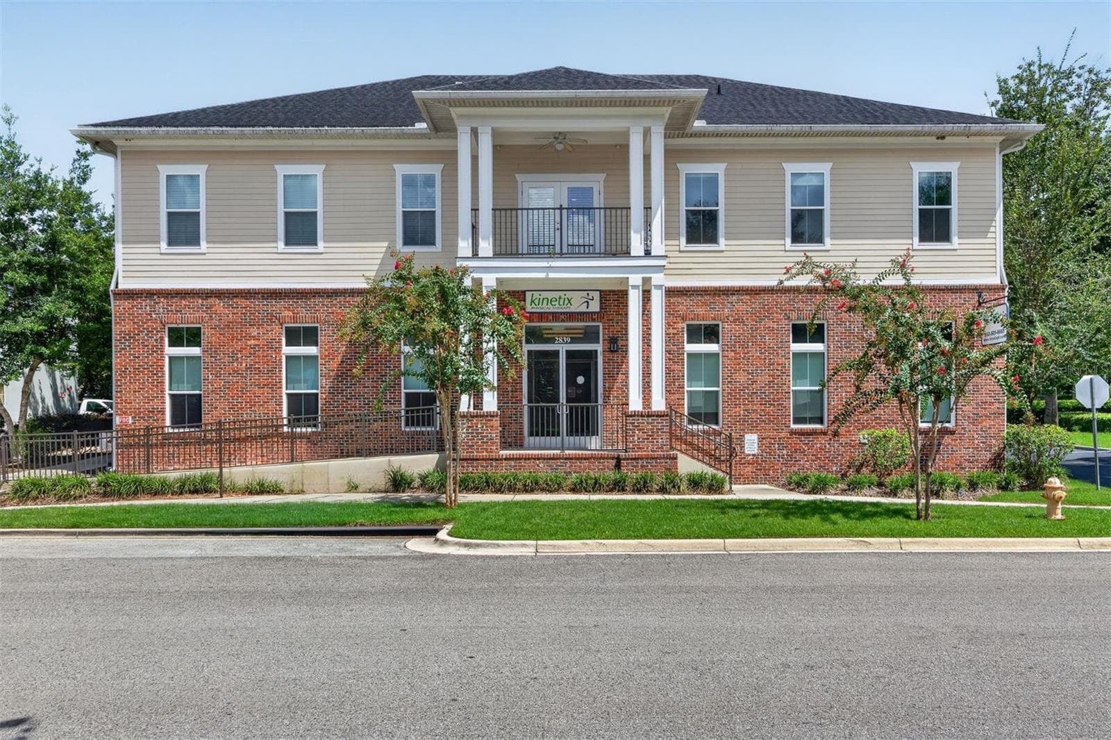 2839 SW 87 DR #202