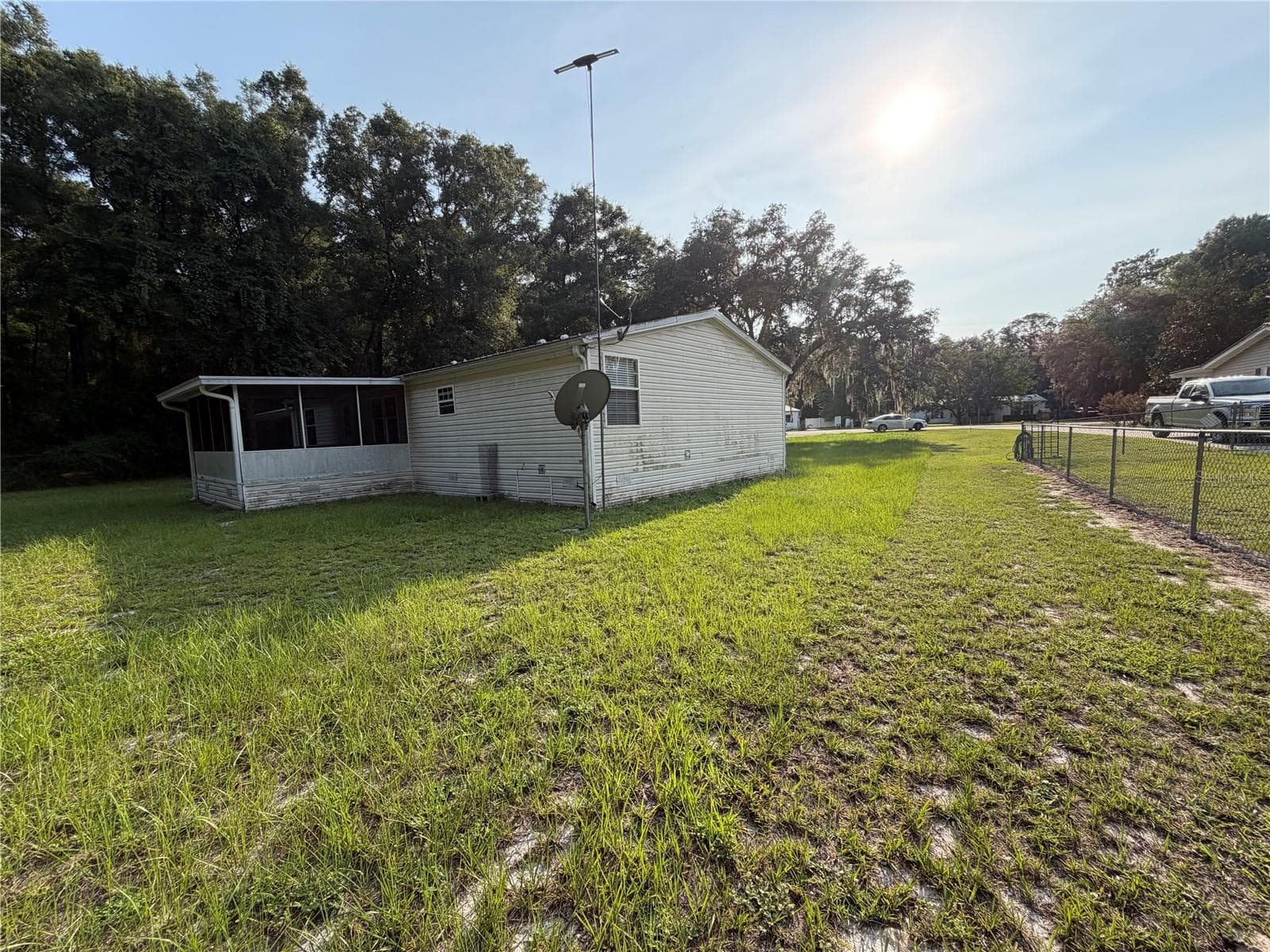 Backyard Image 2 - 17131 NW 83RD CT, FANNING SPRINGS