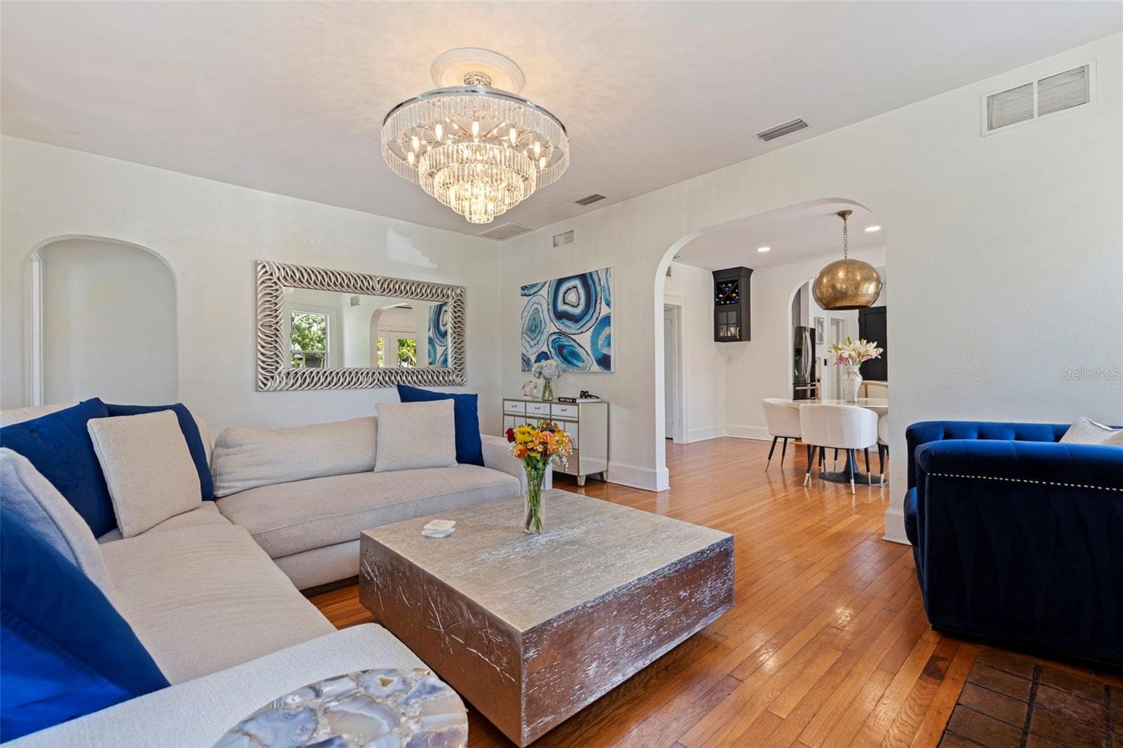 Single Family Residence at 1037 51ST AVE N, ST PETERSBURG, photo 10 of 46