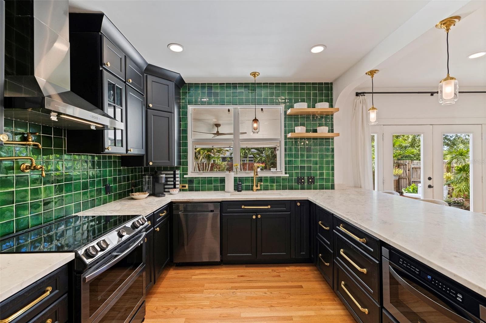 Single Family Residence at 1037 51ST AVE N, ST PETERSBURG, photo 16 of 46