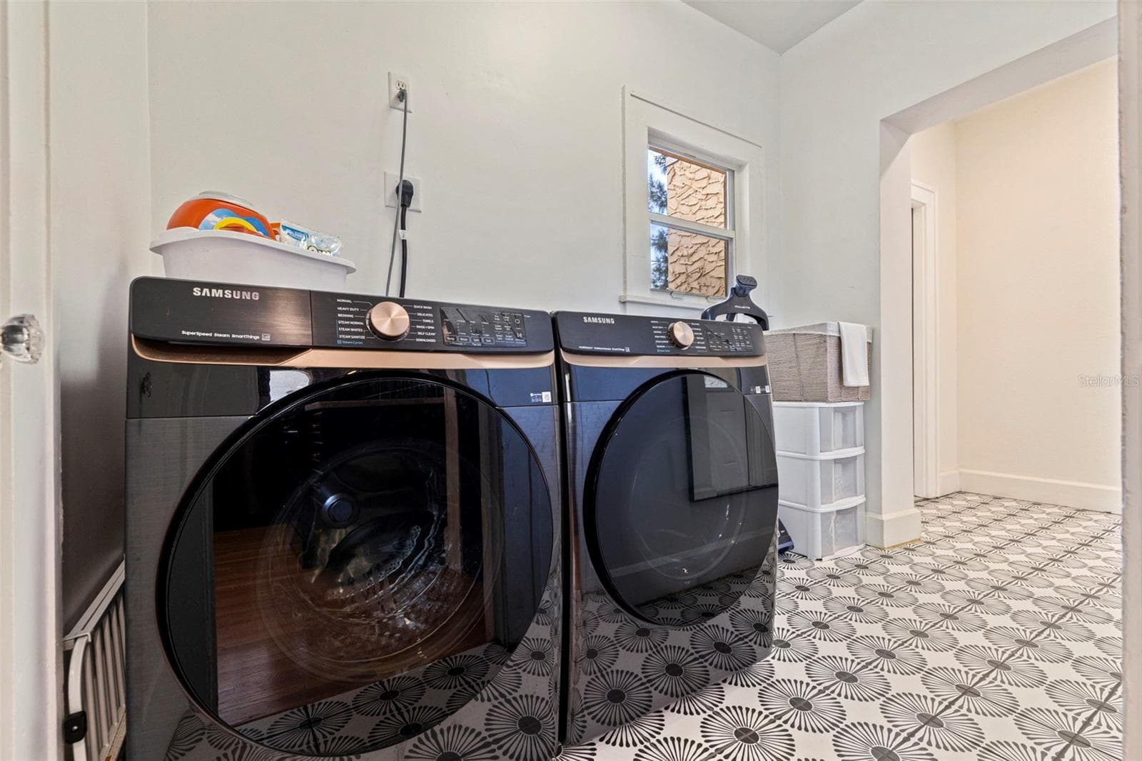 Single Family Residence at 1037 51ST AVE N, ST PETERSBURG, photo 20 of 46
