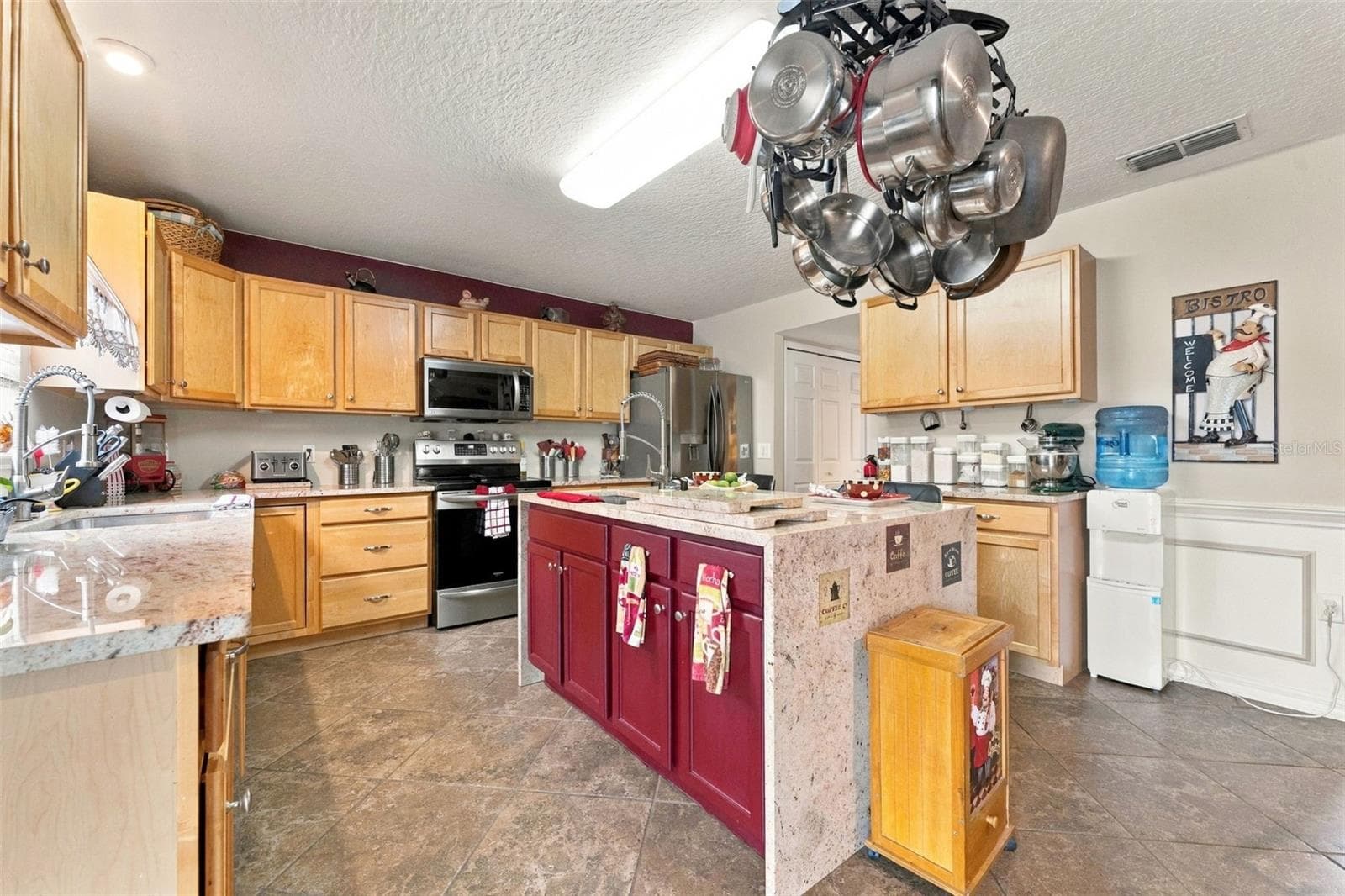 Single Family Residence at 6028 SUNSET VISTA DR, LAKELAND, photo 16 of 77