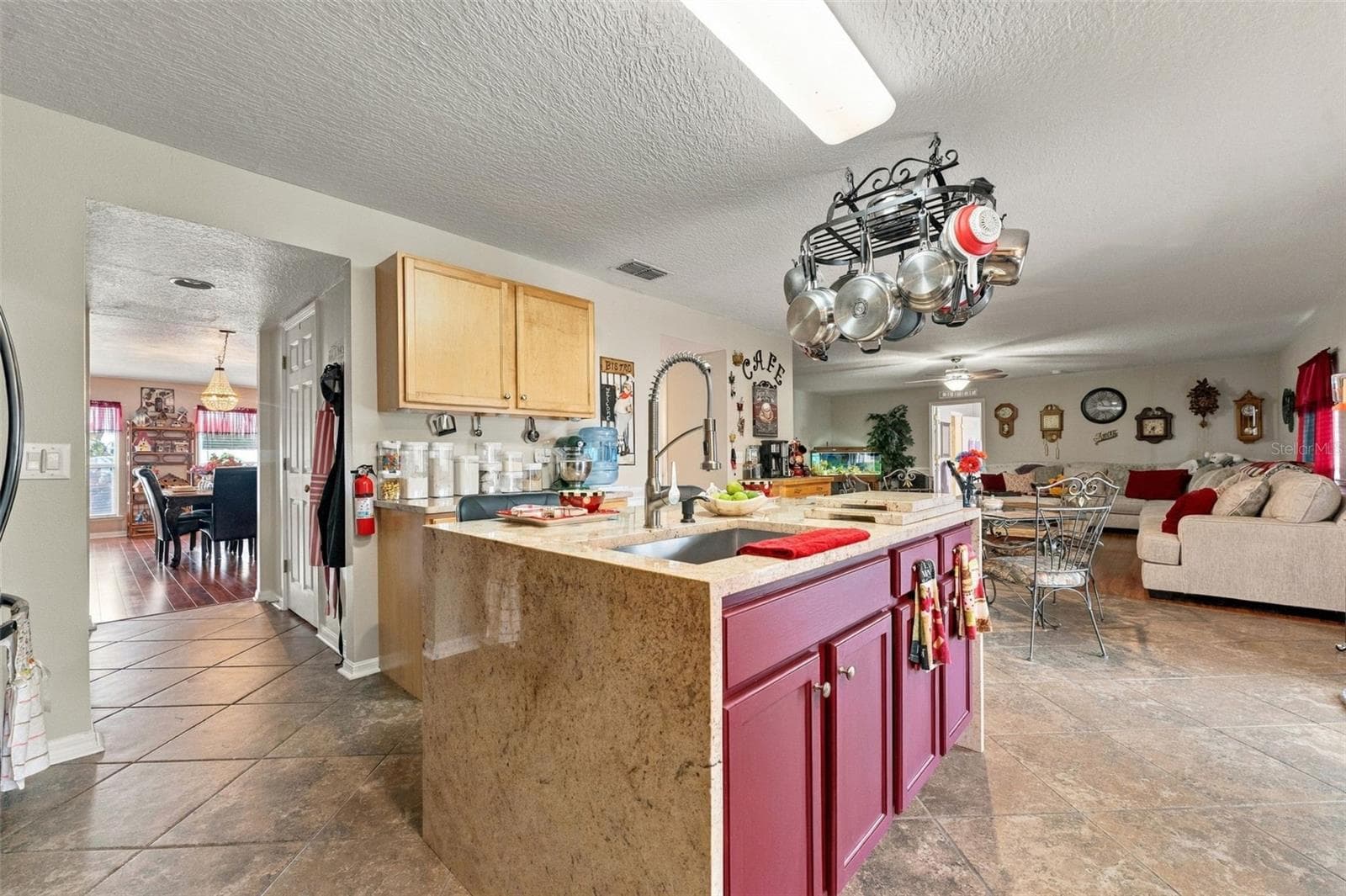 Single Family Residence at 6028 SUNSET VISTA DR, LAKELAND, photo 17 of 77