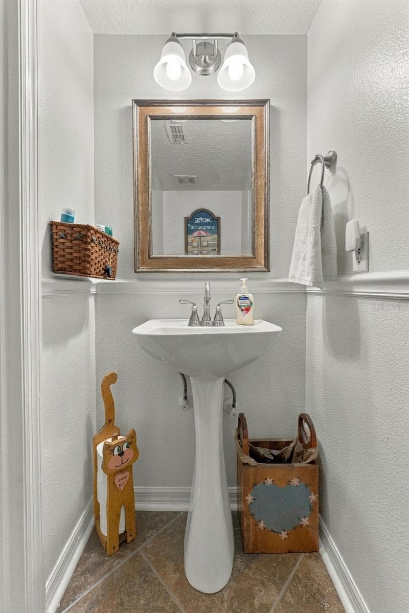 Single Family Residence at 6028 SUNSET VISTA DR, LAKELAND, photo 51 of 77