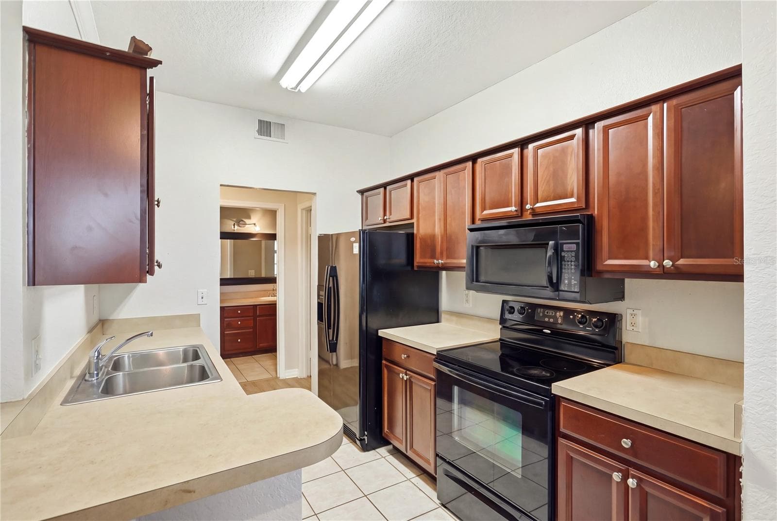 Condominium at 2586 ROBERT TRENT JONES DR #1115, ORLANDO, photo 9 of 22