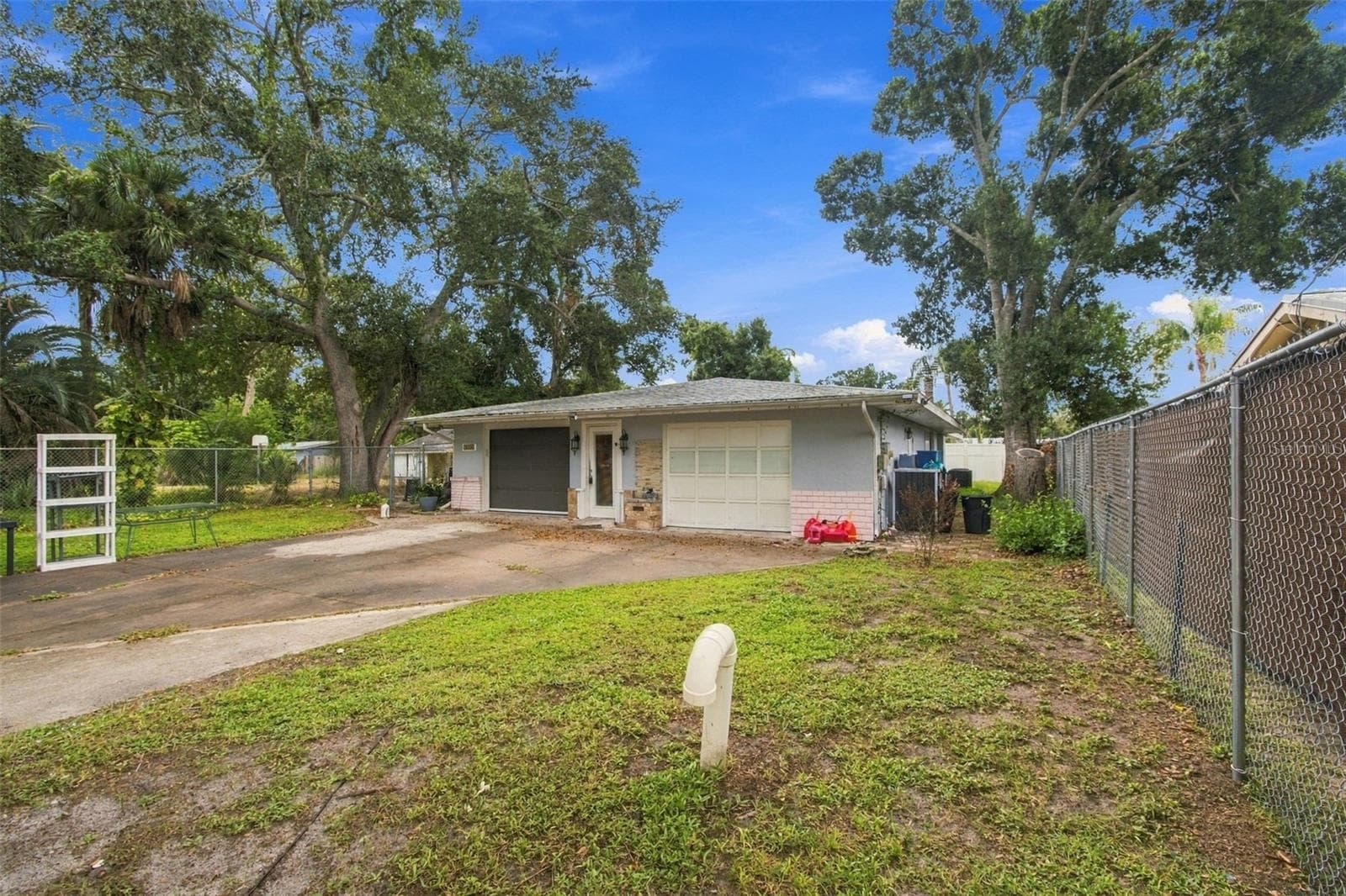 House - 2236 ALICE RD, SARASOTA
