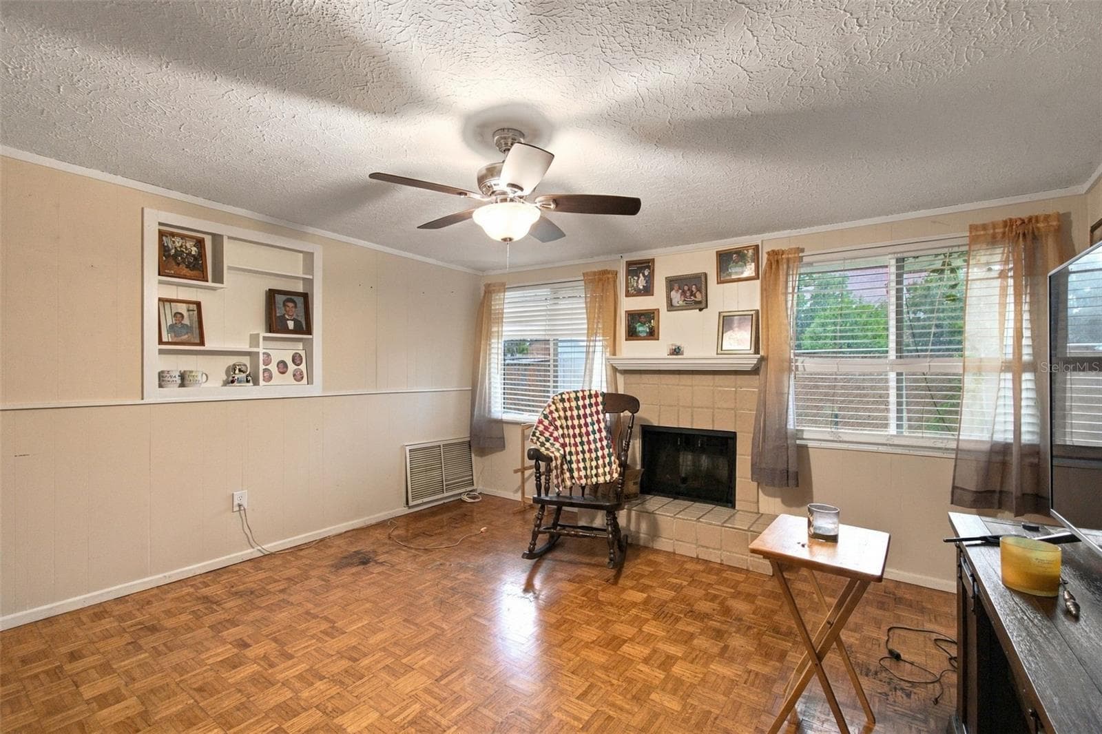 Family Room - 2236 ALICE RD, SARASOTA