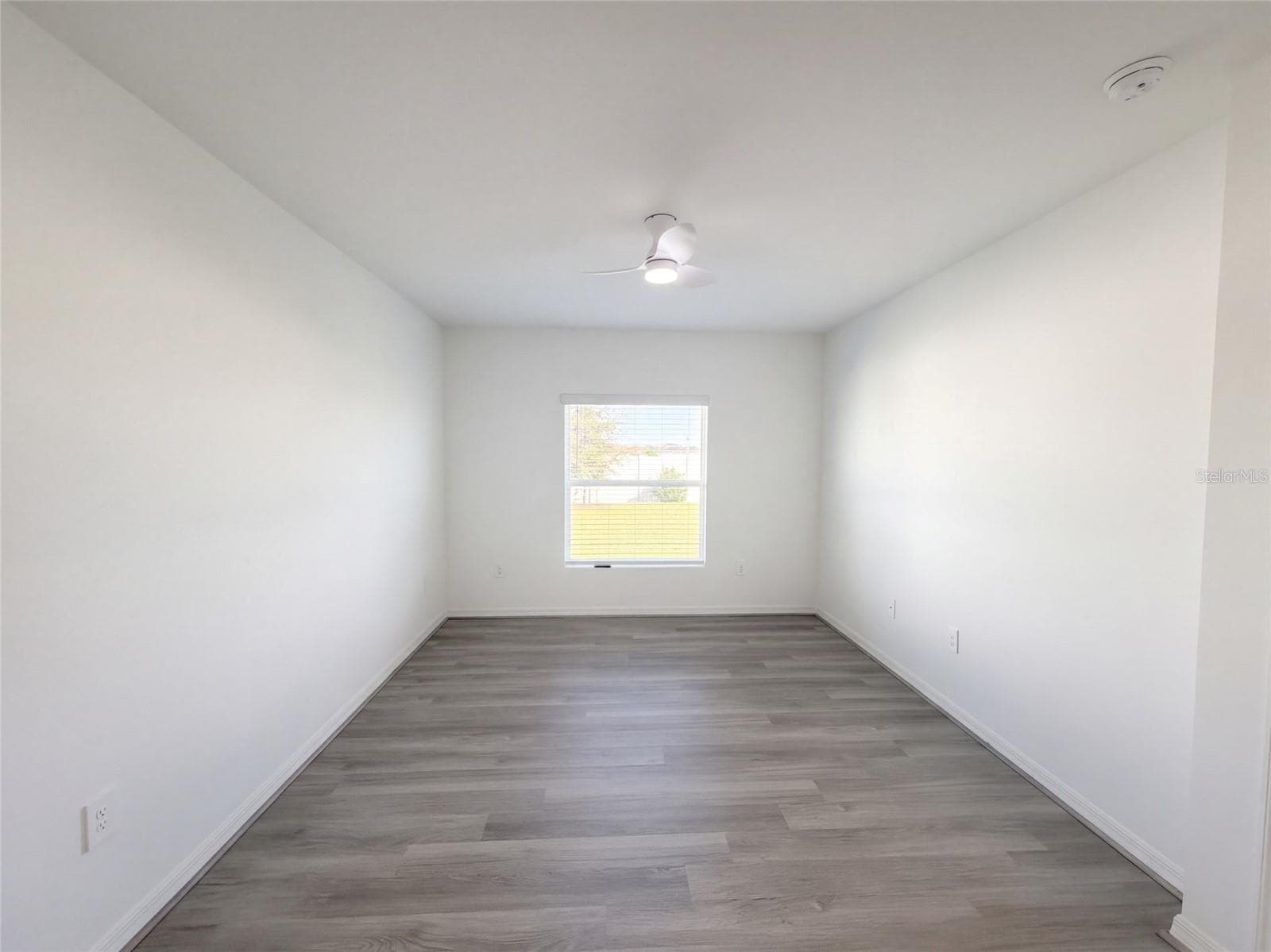 Single Family Residence at 124 CITRINE LOOP, KISSIMMEE, photo 14 of 41