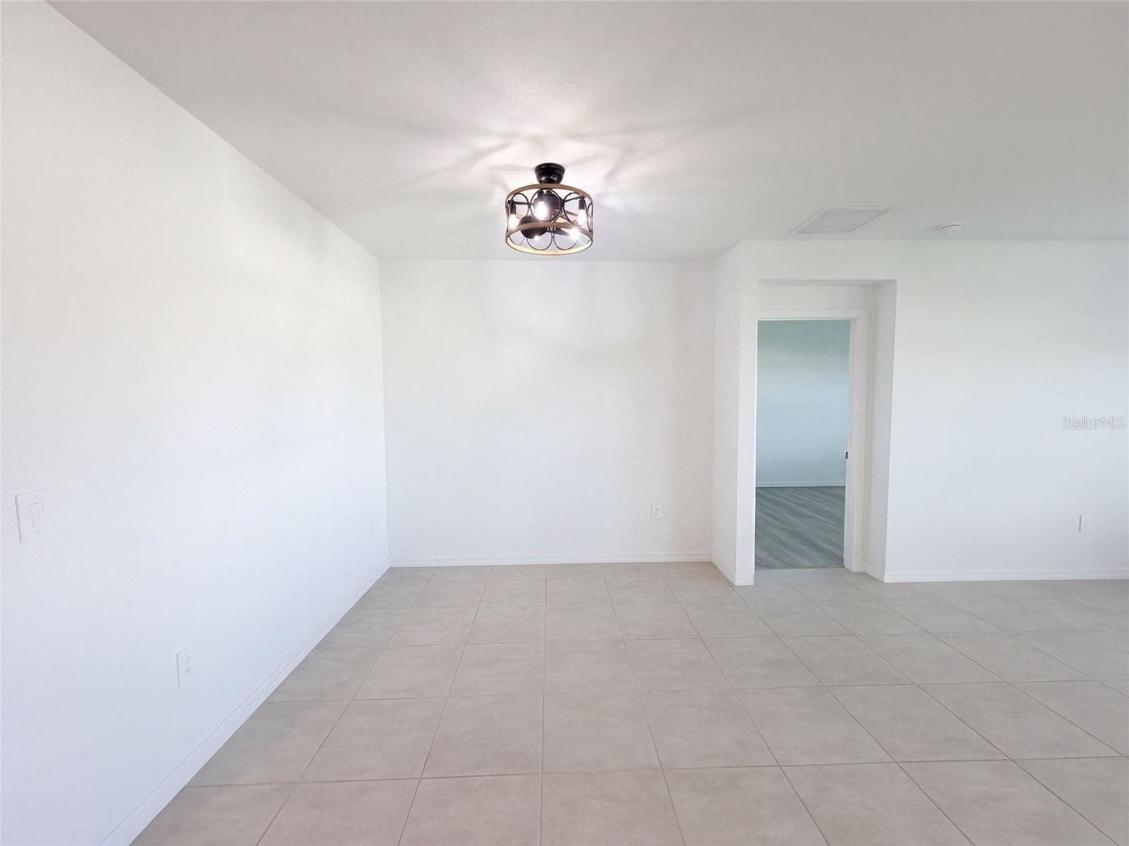 Single Family Residence at 124 CITRINE LOOP, KISSIMMEE, photo 17 of 41