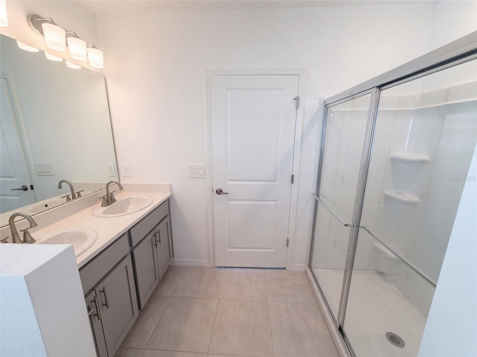 Single Family Residence at 124 CITRINE LOOP, KISSIMMEE, photo 19 of 41