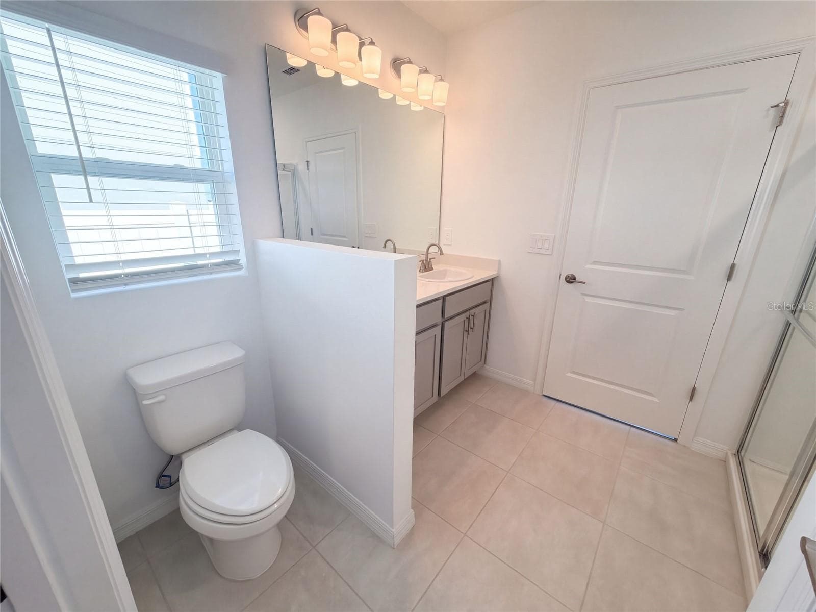 Single Family Residence at 124 CITRINE LOOP, KISSIMMEE, photo 21 of 41