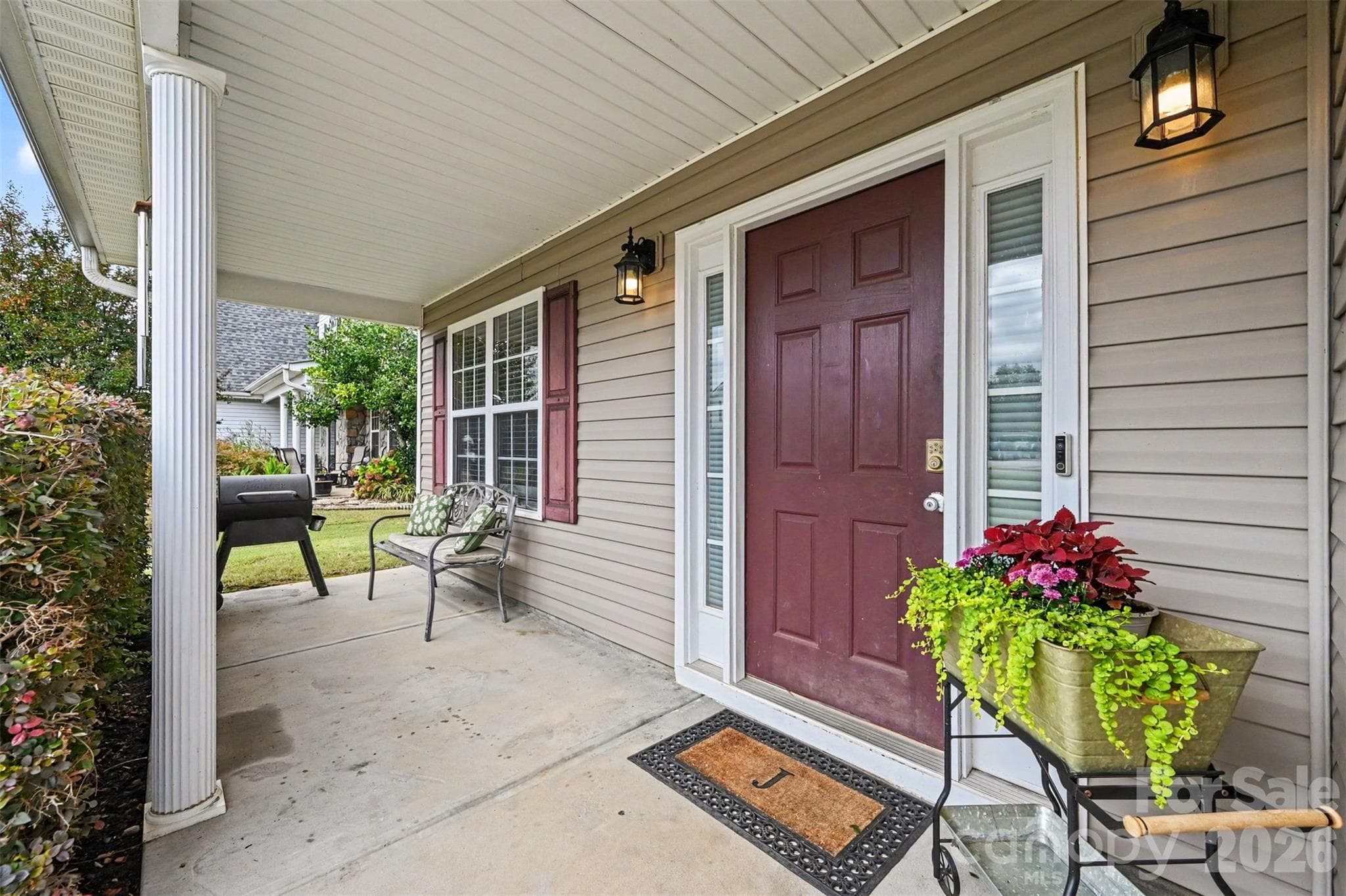 Single Family Residence at 647 Winding Branch Road, Rock Hill, photo 4 of 33