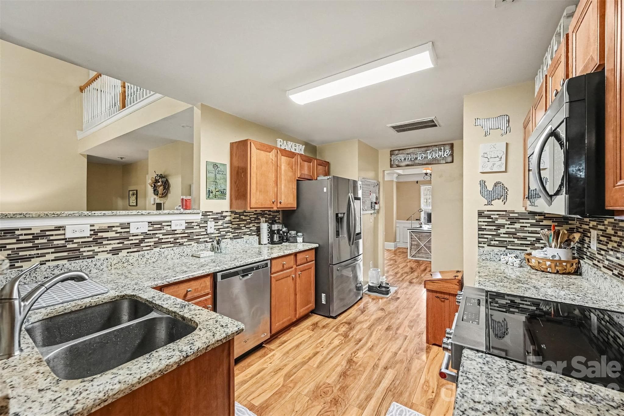 Single Family Residence at 647 Winding Branch Road, Rock Hill, photo 10 of 33