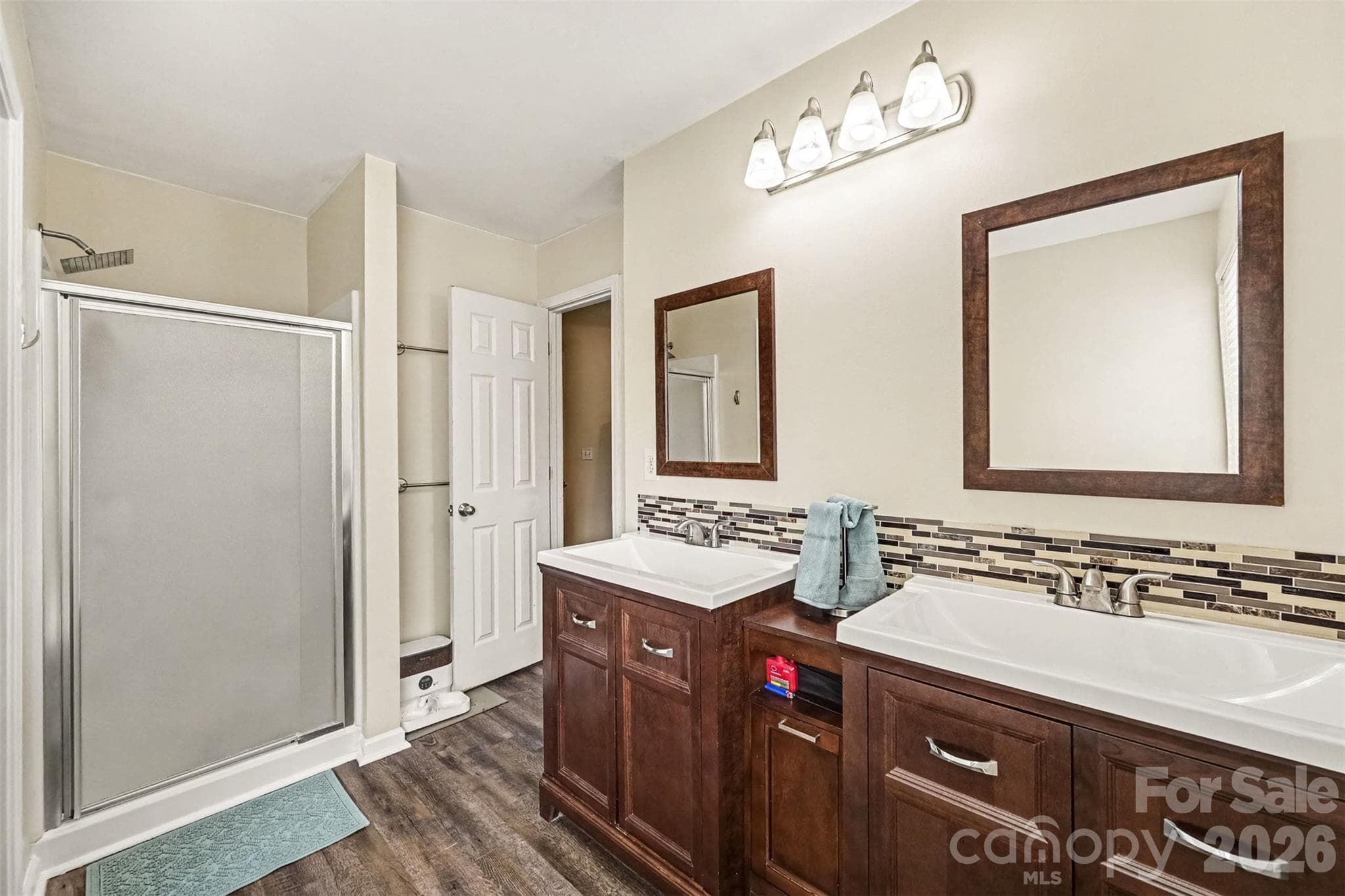 Single Family Residence at 647 Winding Branch Road, Rock Hill, photo 15 of 33