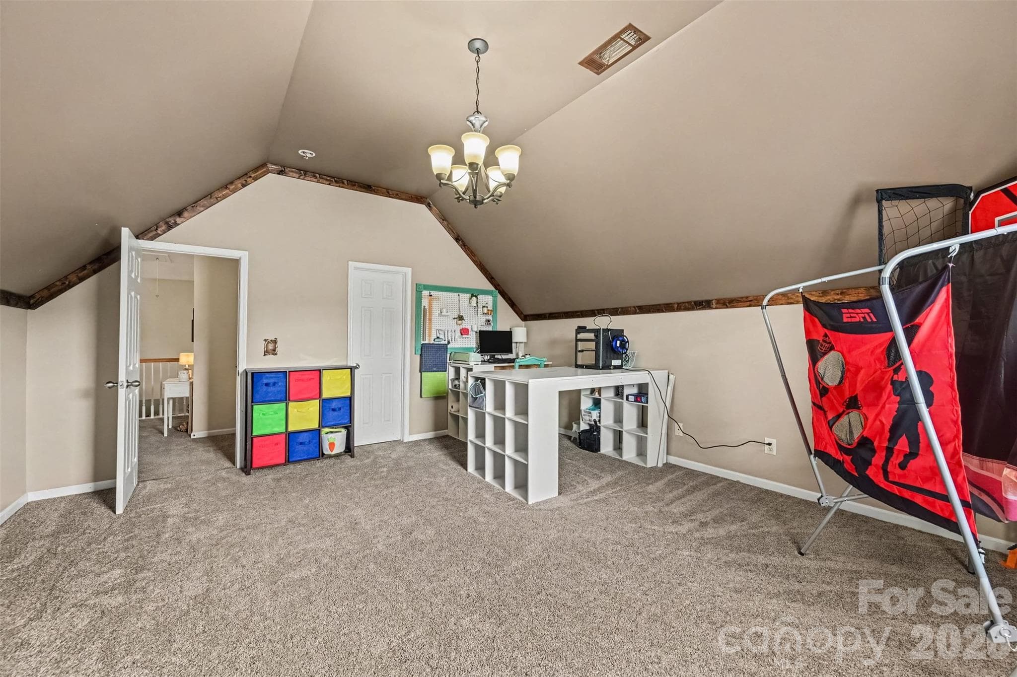 Single Family Residence at 647 Winding Branch Road, Rock Hill, photo 23 of 33