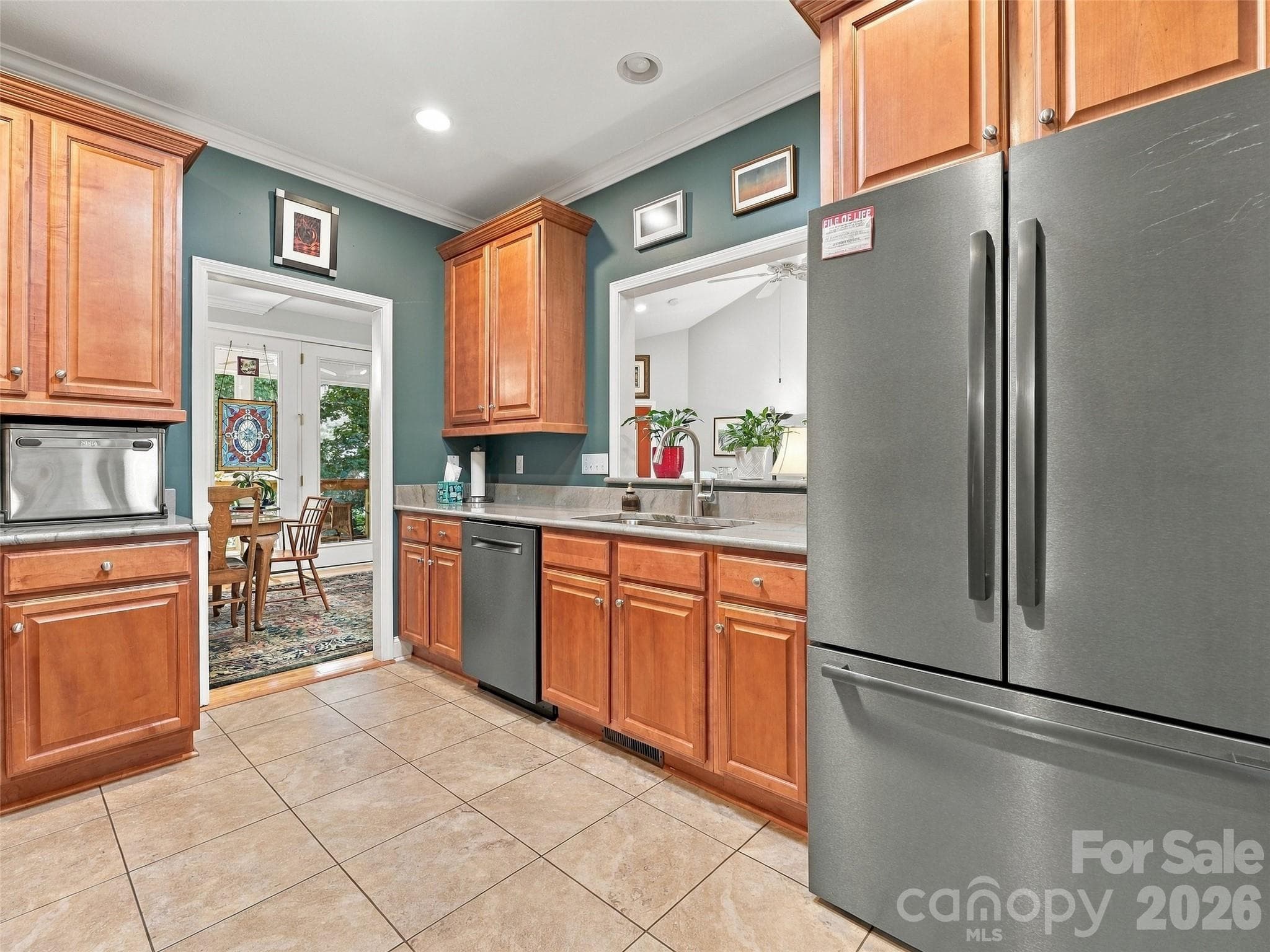 Townhouse at 220 Waterside Drive, Hendersonville, photo 13 of 48