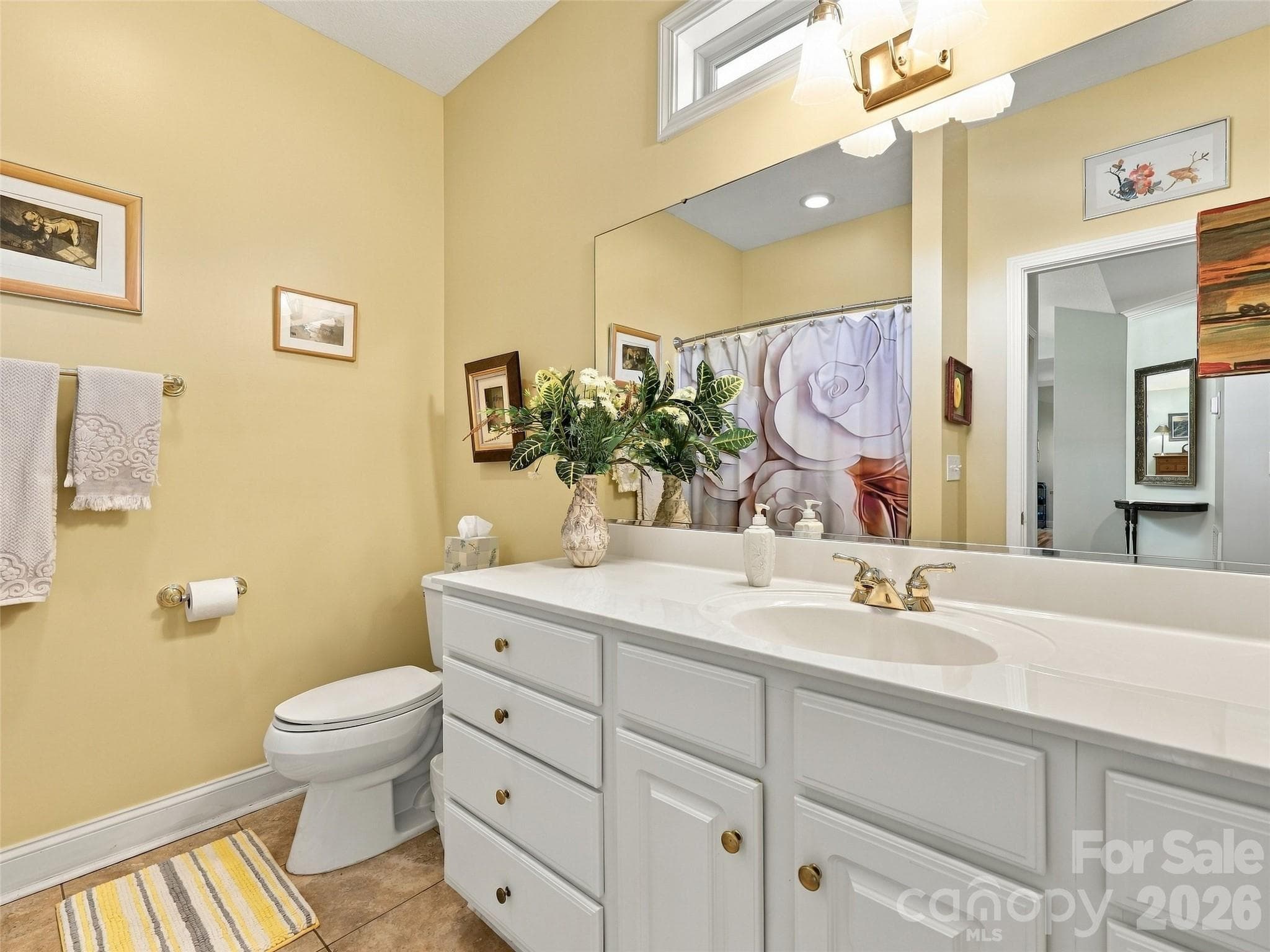 Townhouse at 220 Waterside Drive, Hendersonville, photo 25 of 48