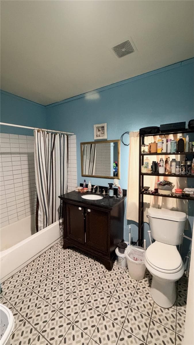 Single Family Residence at 2709 E 15TH AVE, TAMPA, photo 6 of 31