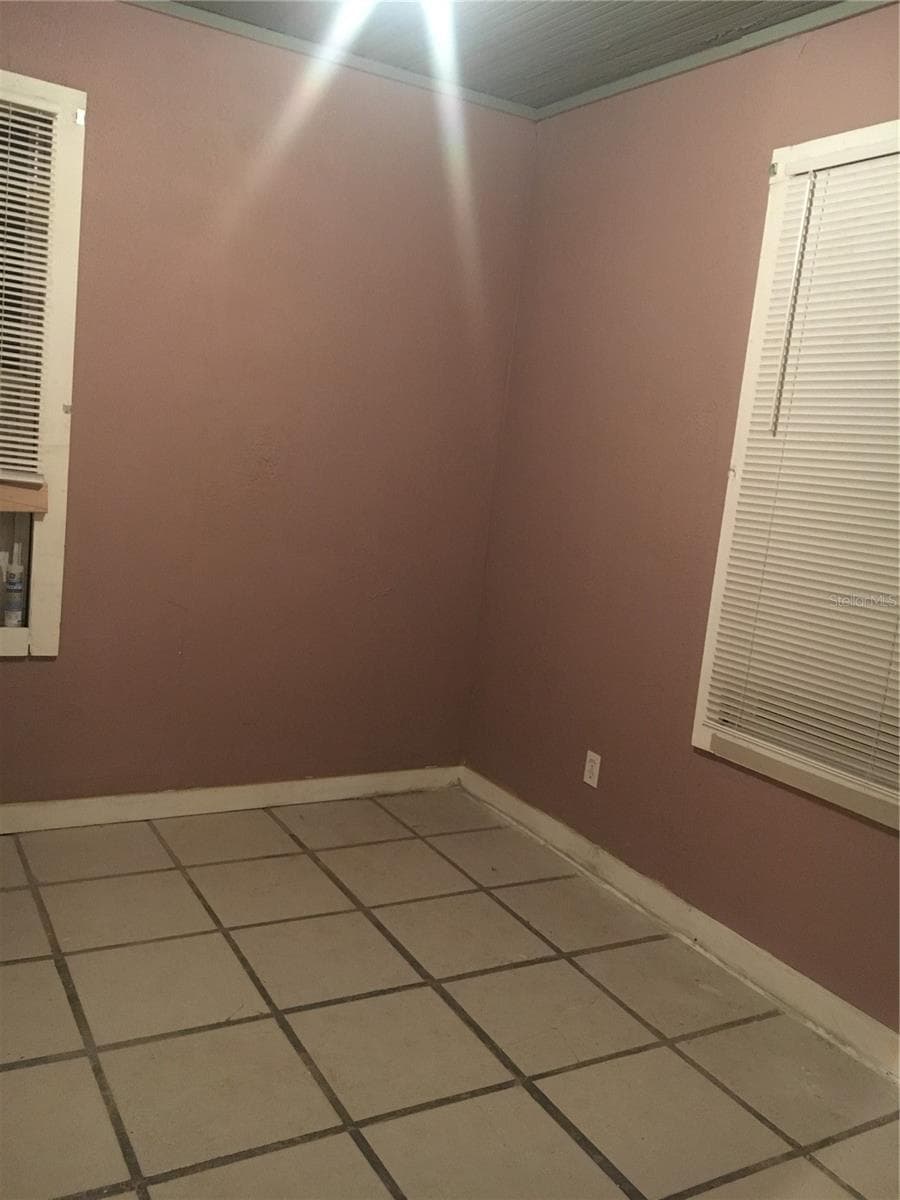 Single Family Residence at 2709 E 15TH AVE, TAMPA, photo 22 of 31