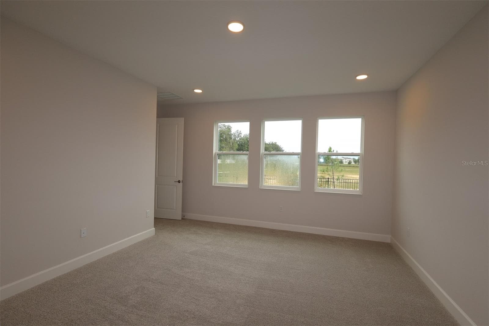 Single Family Residence at 3722 WOLVES CREEK PL, APOPKA, photo 7 of 26