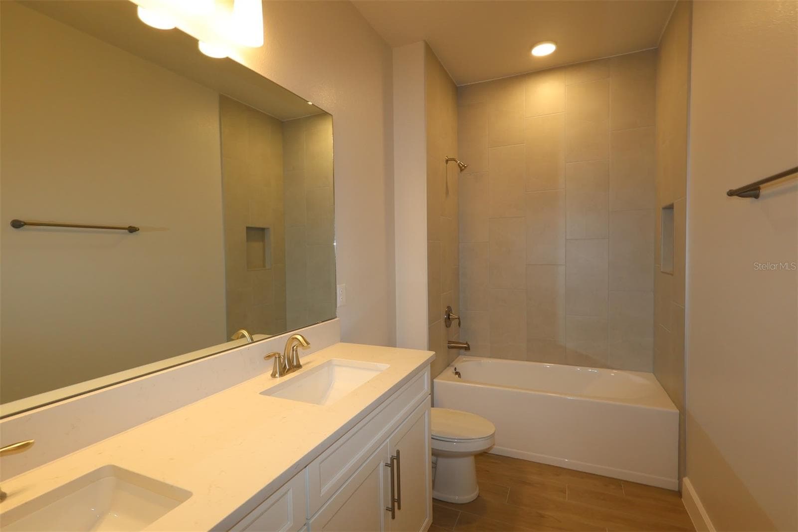 Single Family Residence at 3722 WOLVES CREEK PL, APOPKA, photo 19 of 26