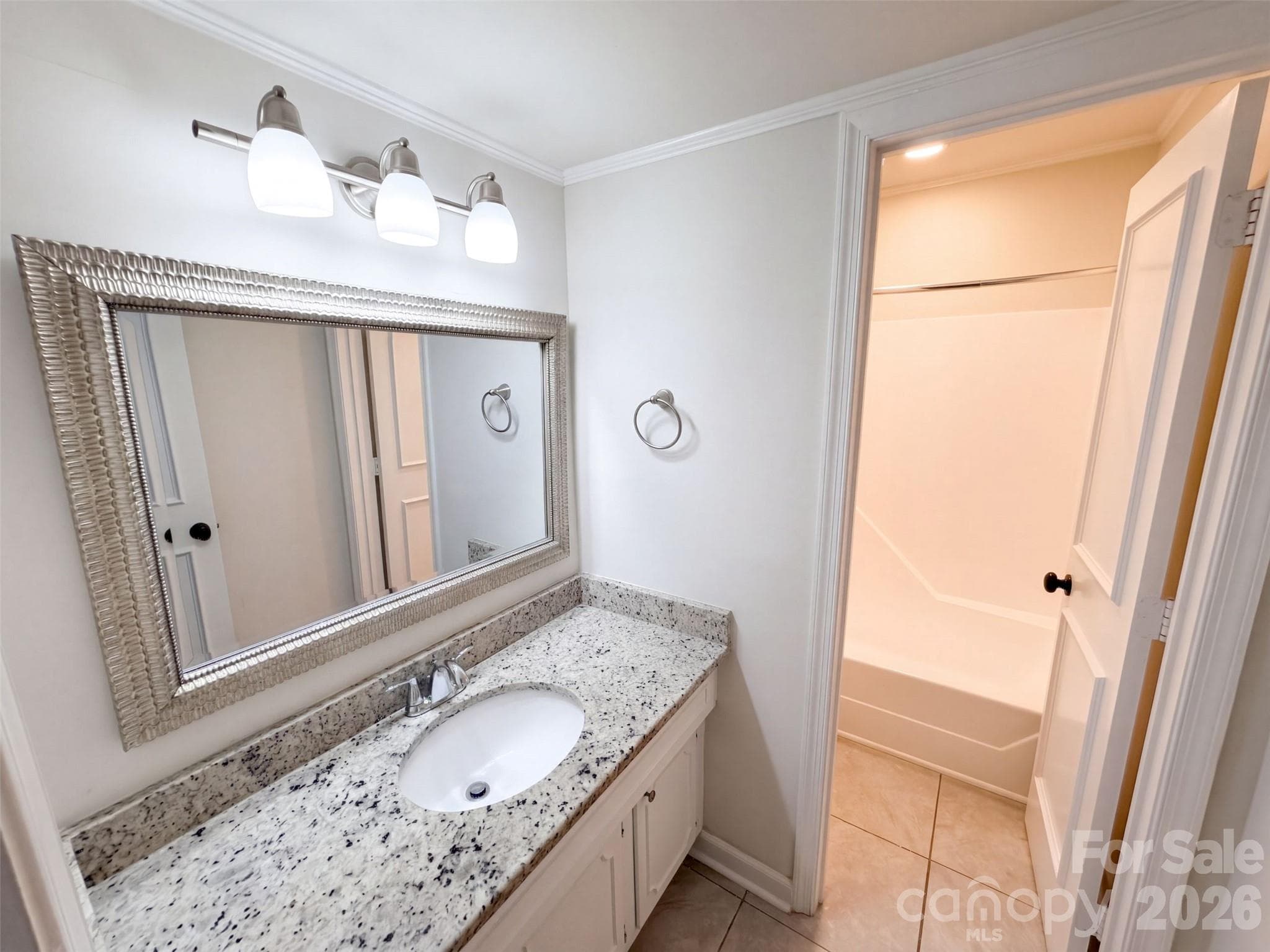 Condominium at 7022 Quail Hill Road, Charlotte, photo 13 of 20
