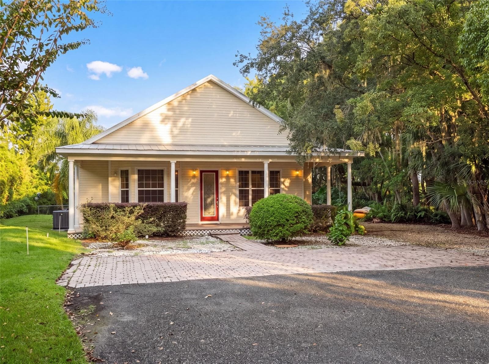 Single Family Residence at 7751 SADLER RD, MOUNT DORA, photo 6 of 62