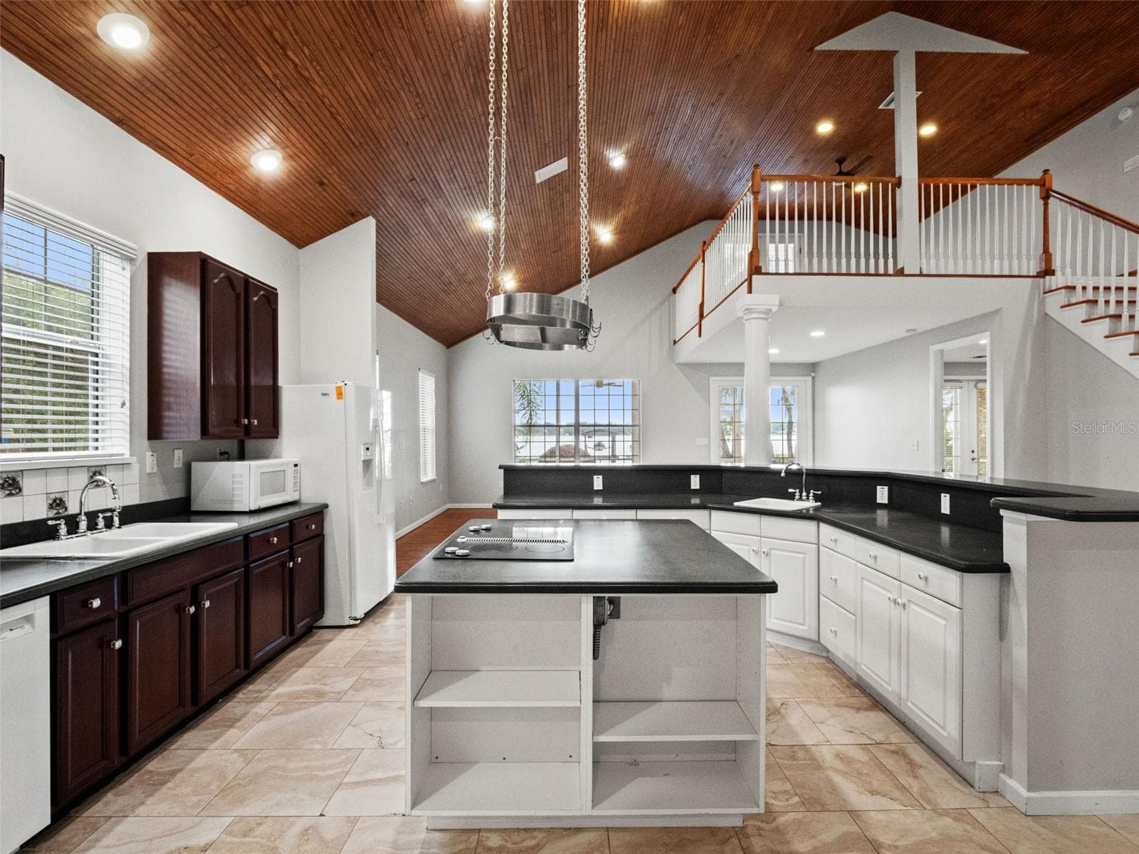 Single Family Residence at 7751 SADLER RD, MOUNT DORA, photo 24 of 62