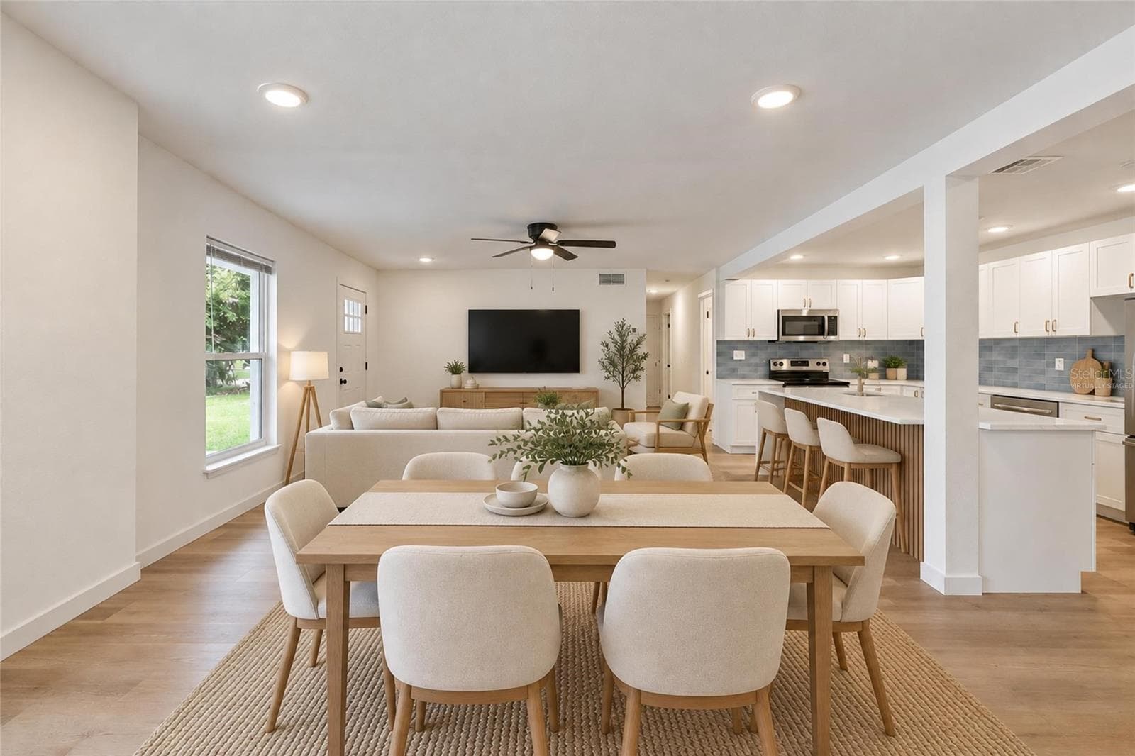 Living Room - Virtually Staged - 659 KENDALE ST, ORLANDO