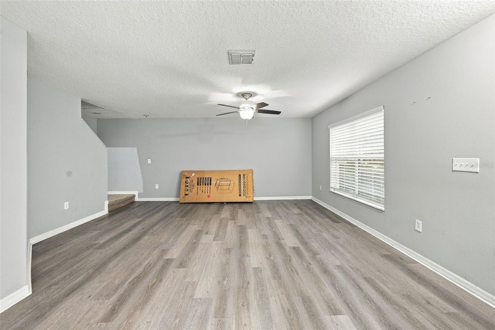 Townhouse at 37640 AARALYN RD, ZEPHYRHILLS, photo 5 of 29