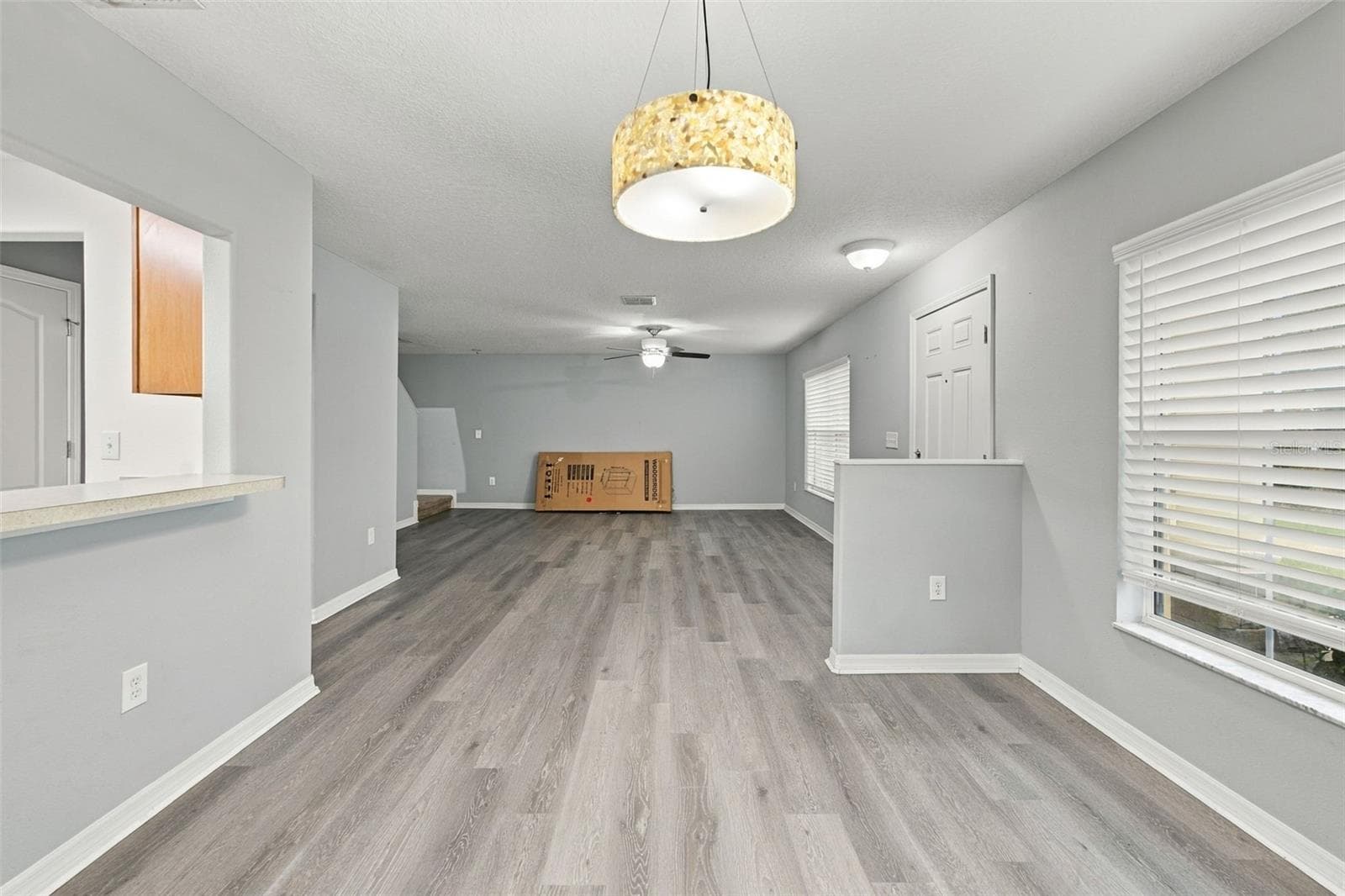Townhouse at 37640 AARALYN RD, ZEPHYRHILLS, photo 6 of 29
